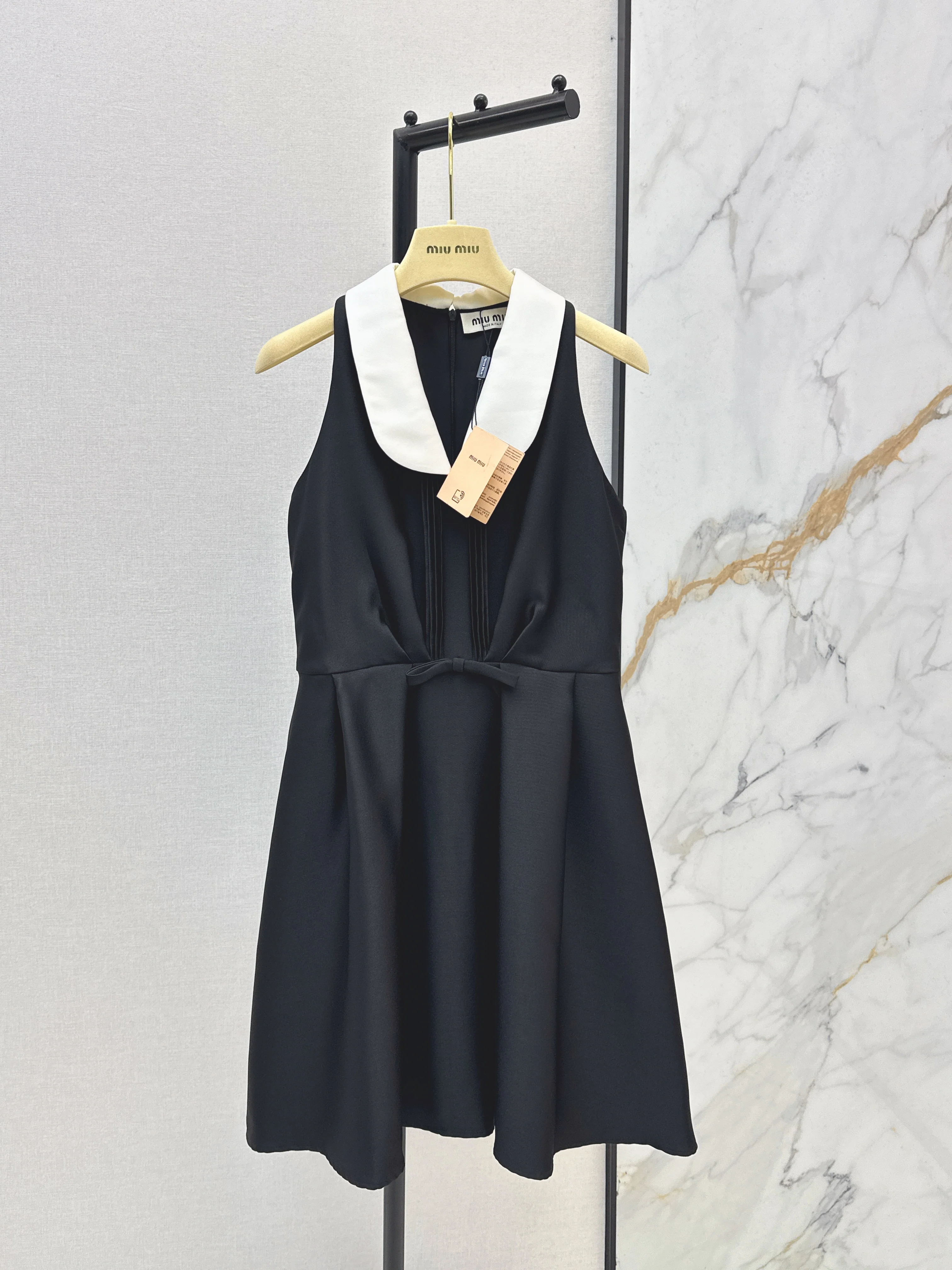 Miu NEW sleeveless dress