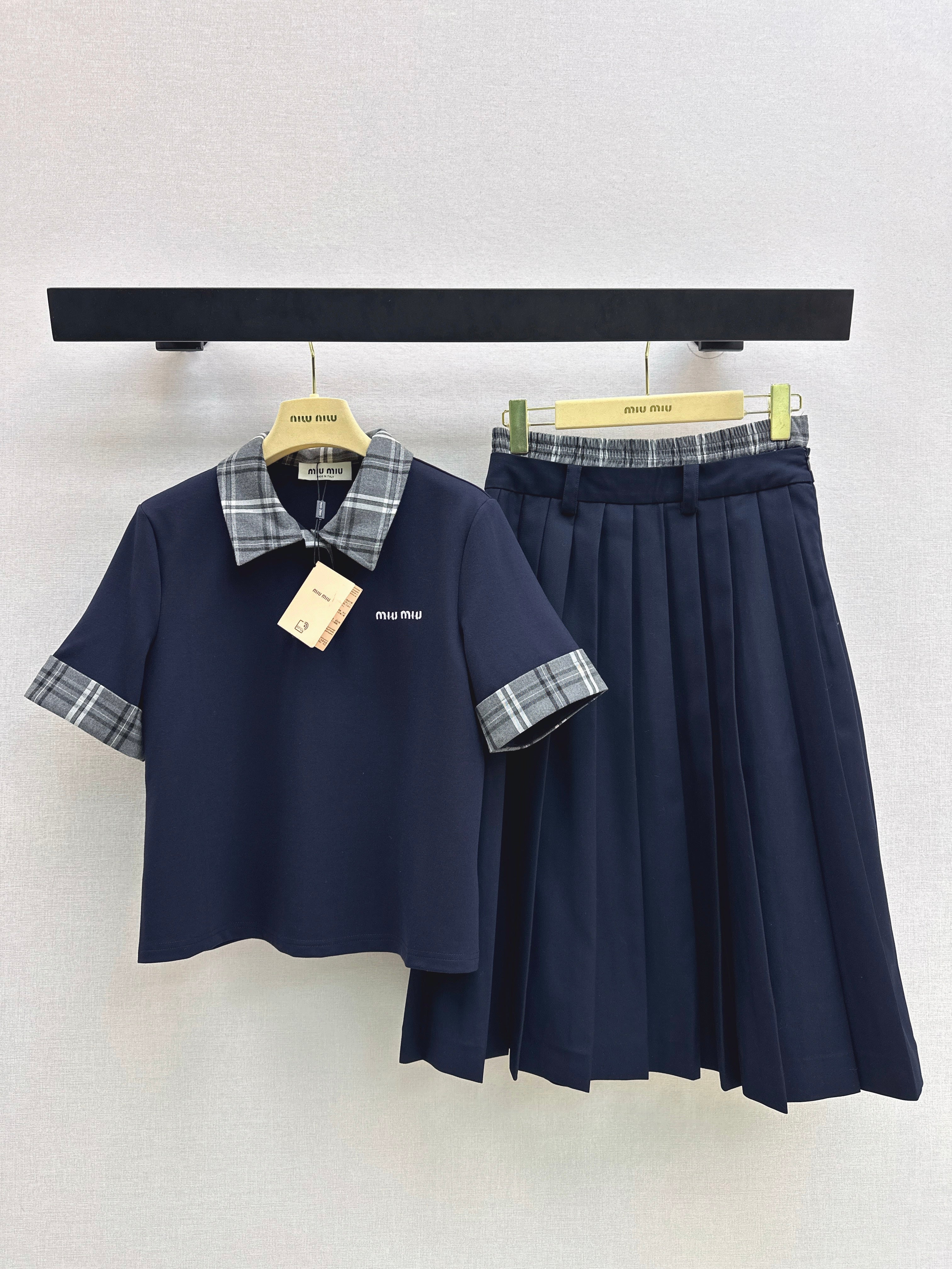 Miu NEW patchwork top + faux two-piece pleated skirt set