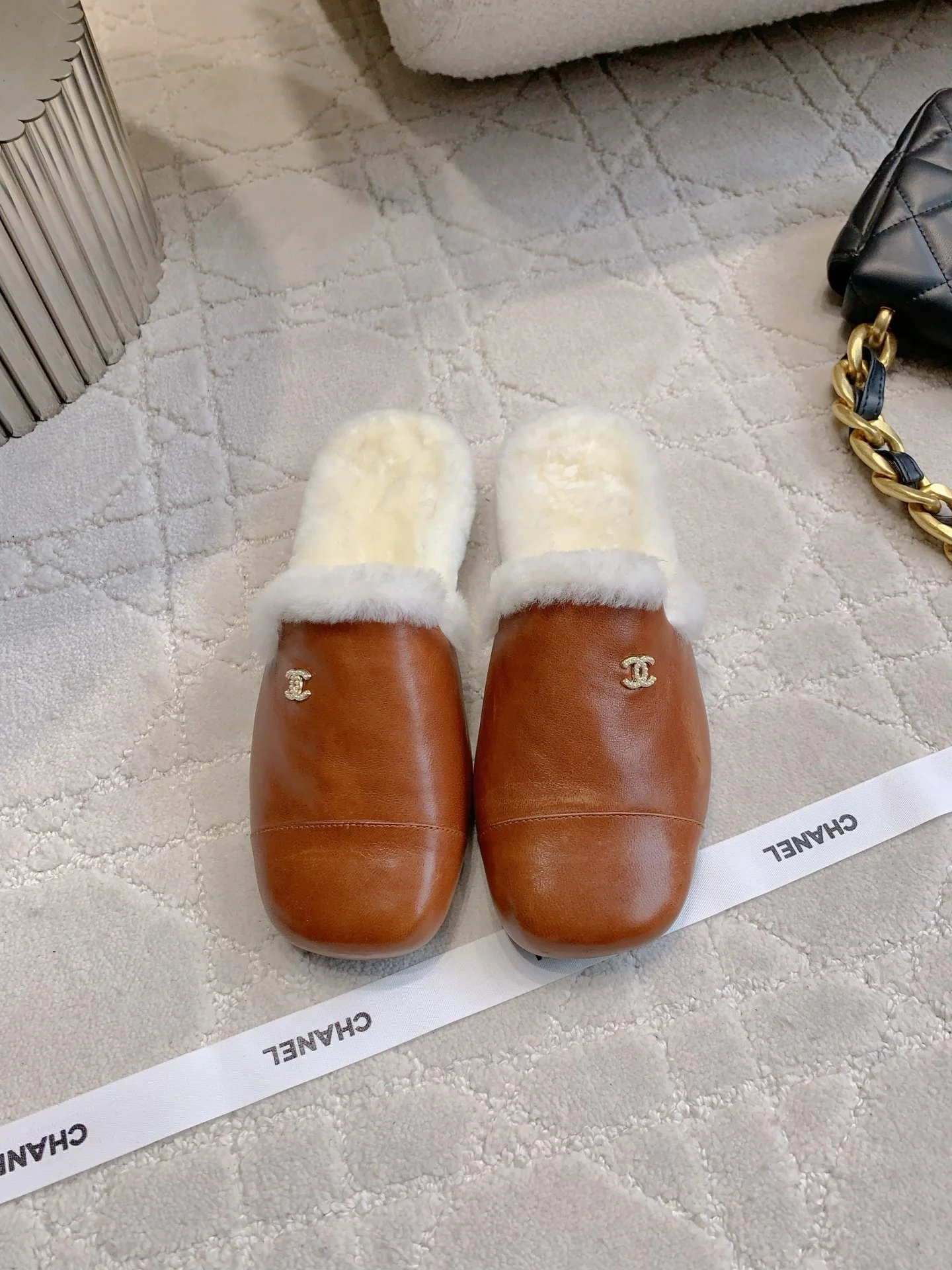 Chan New Flat Mule Slides
