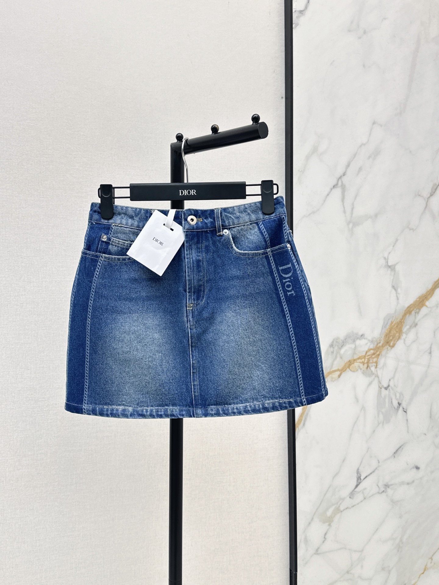 CD New denim skirt
