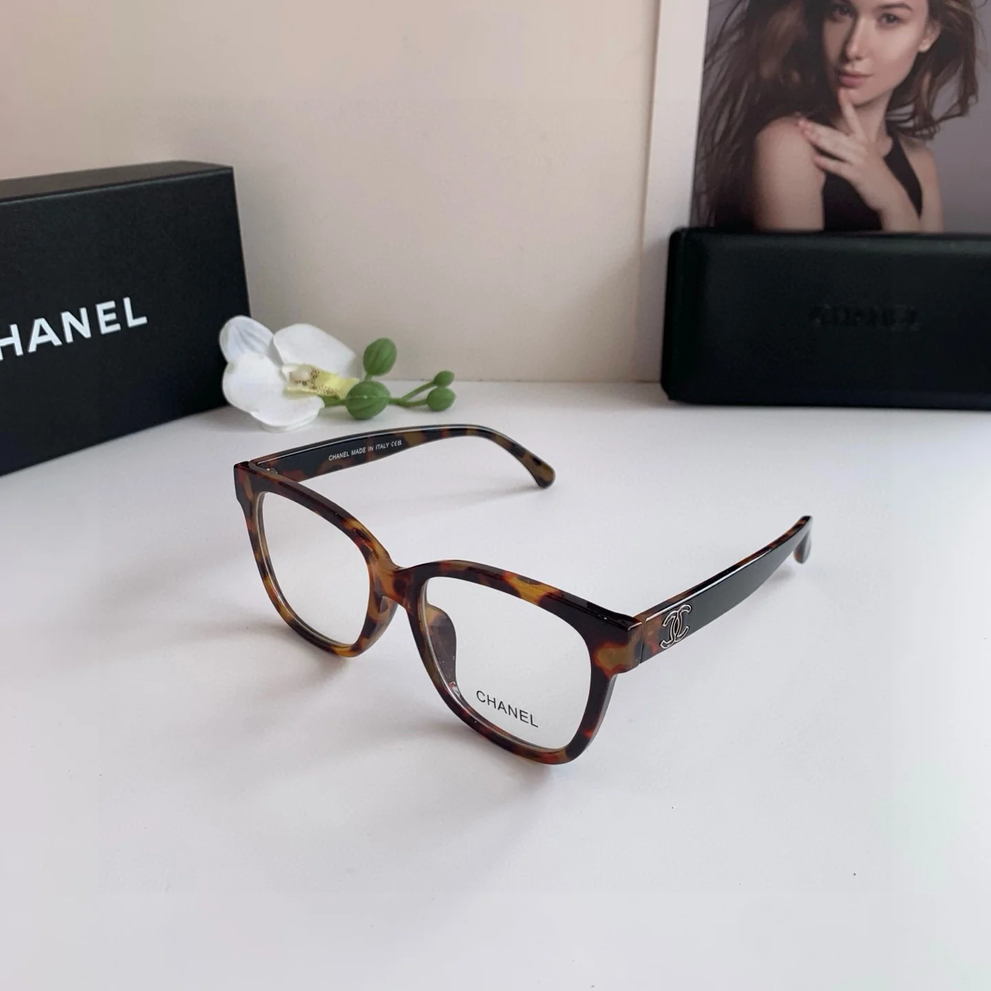 CHAN  New Sunglasses