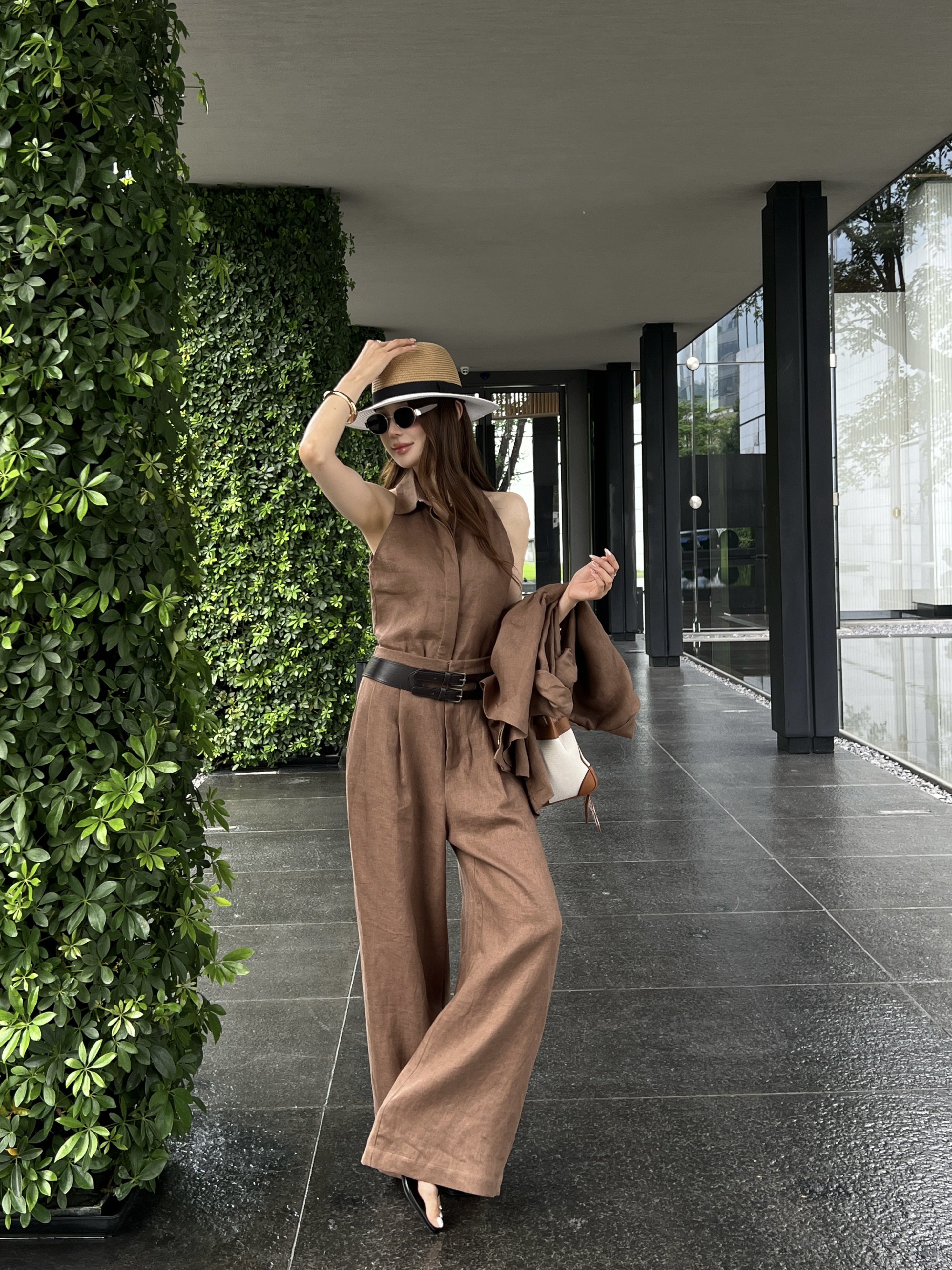 Ral New sleeveless top