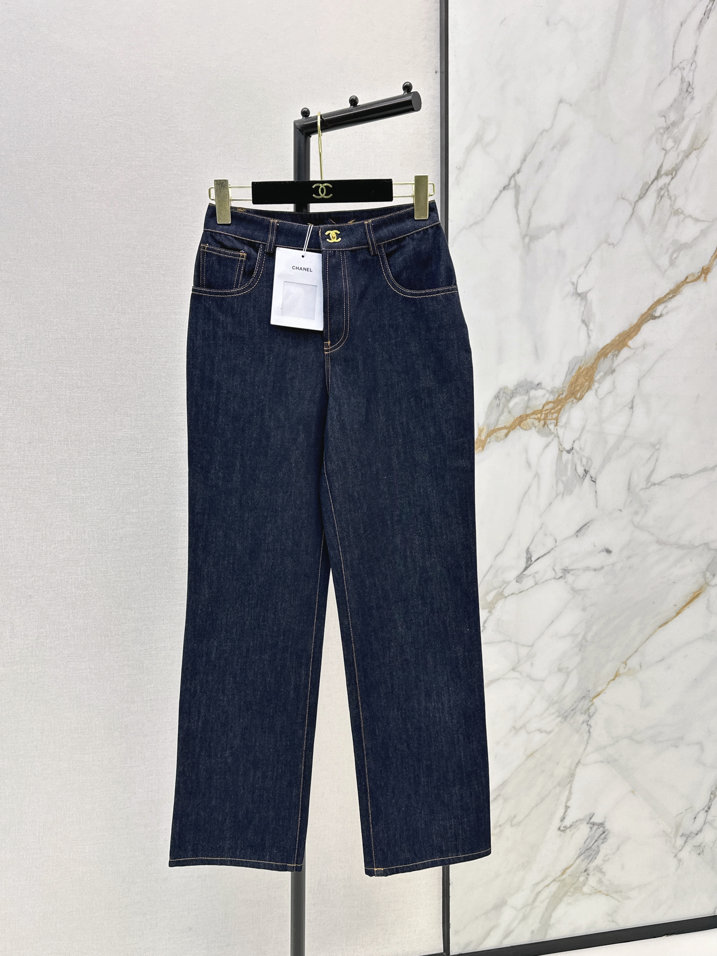 Chan New jeans