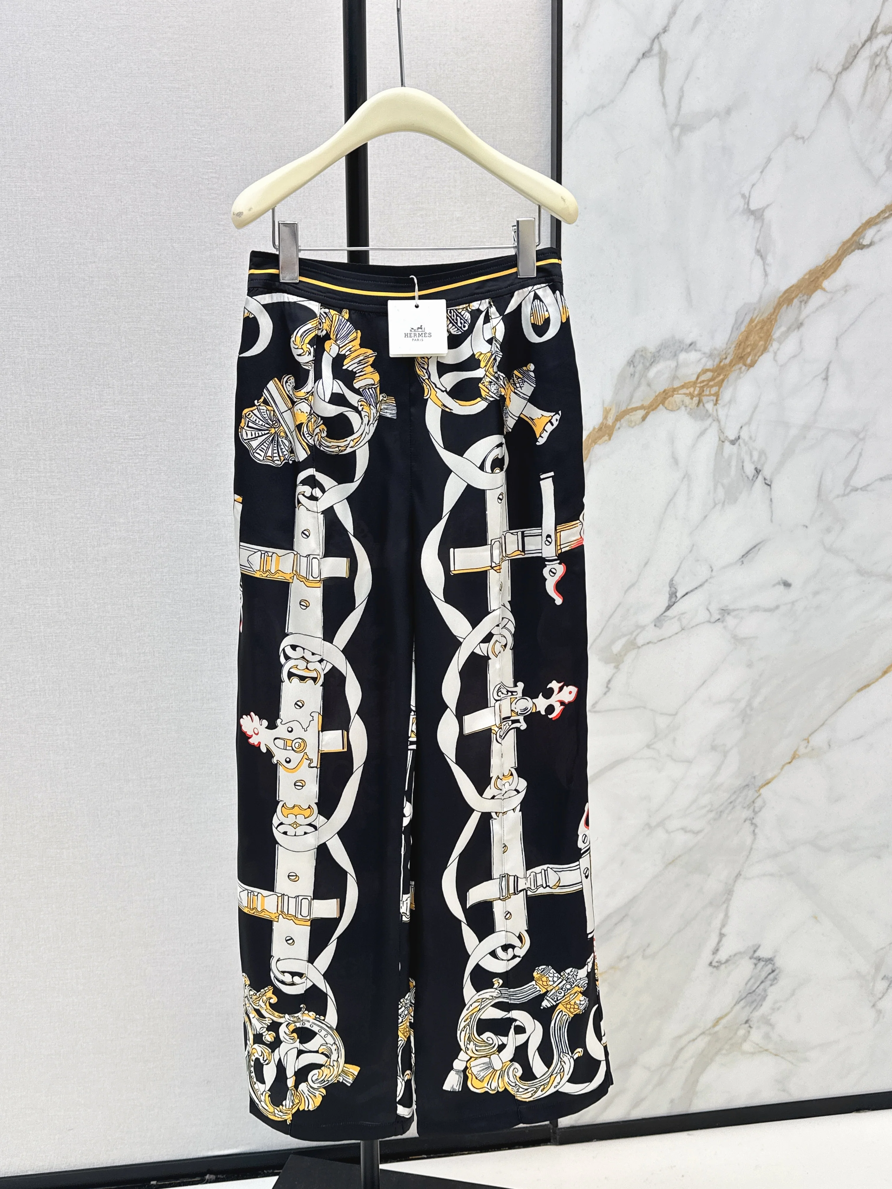 Herm NEW print silk pants