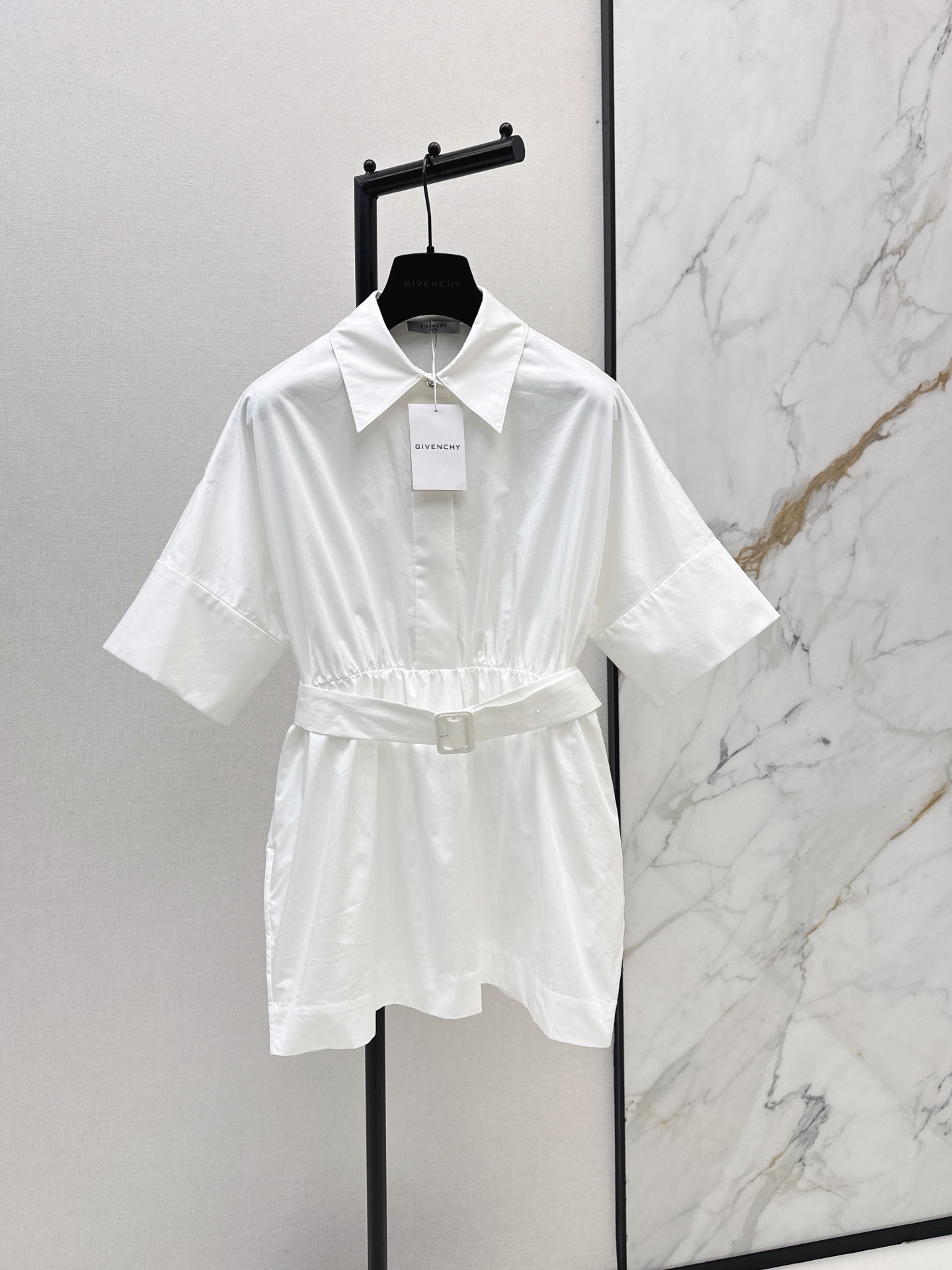 Giv New Waist-cinching shirt dress