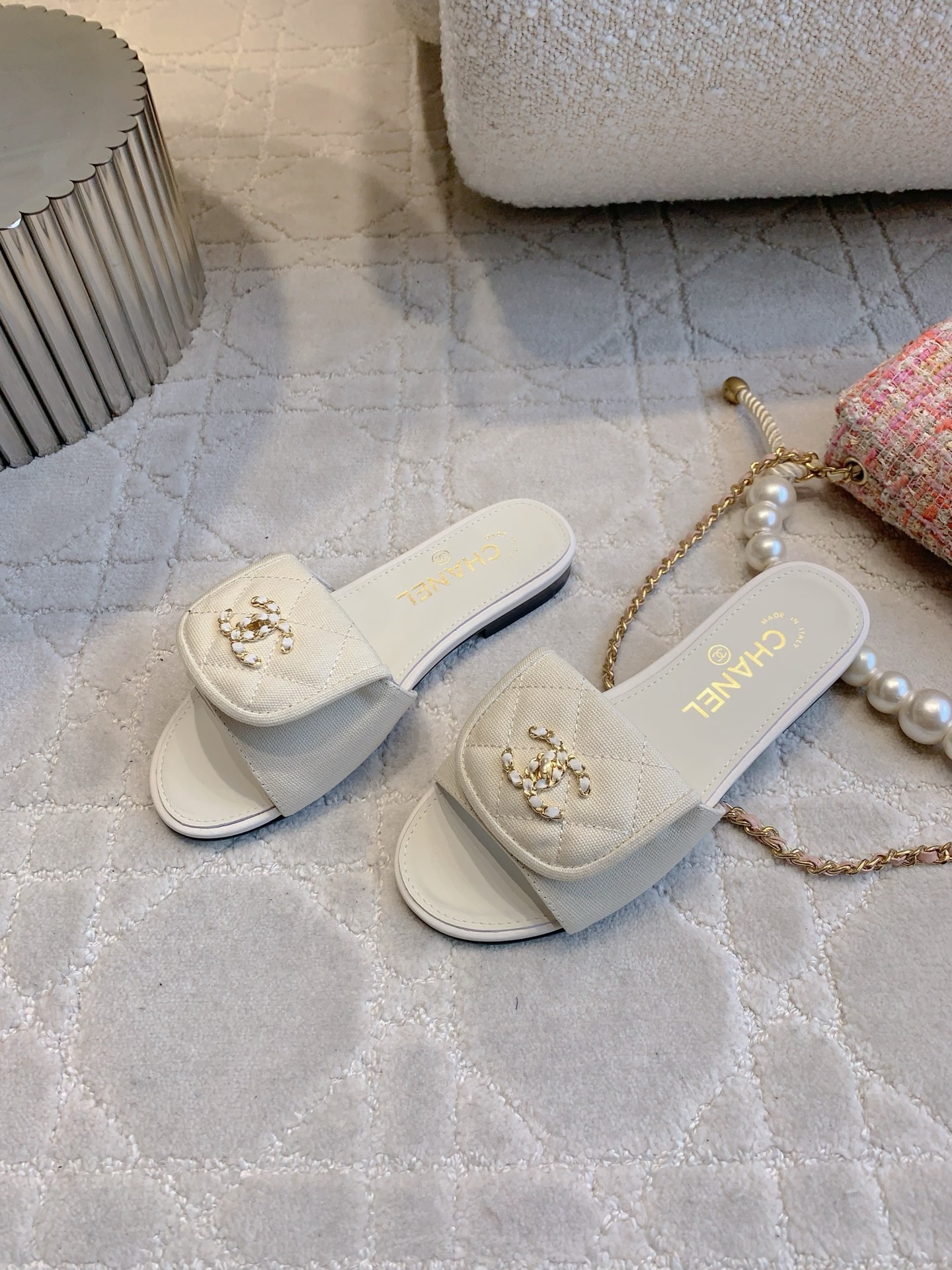 Chan New Flip-top flat slippers