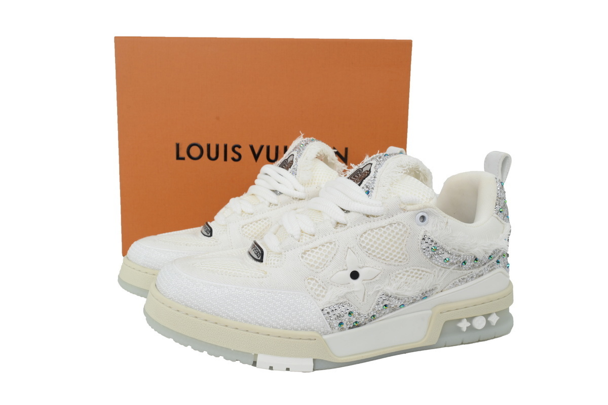 Pkkicks God Batch LOUIS VUITTON Silver White Diamond