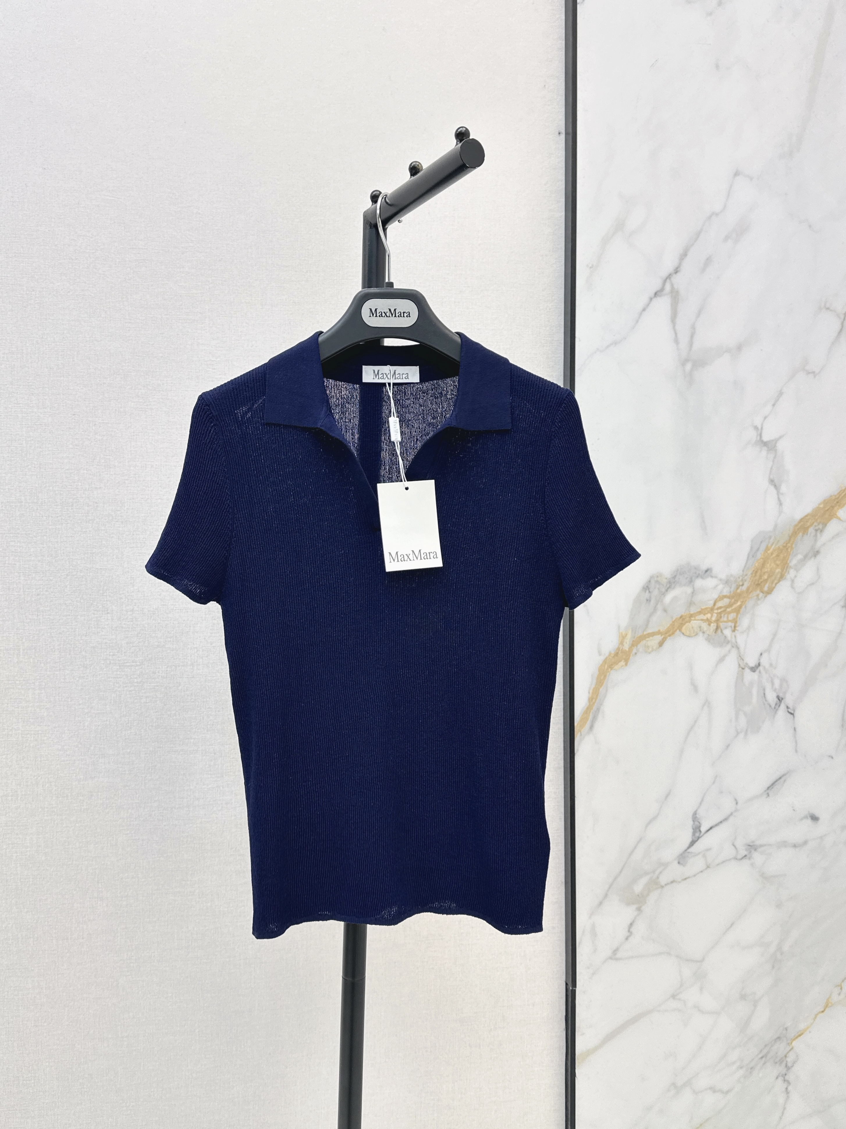 Max New knitwear