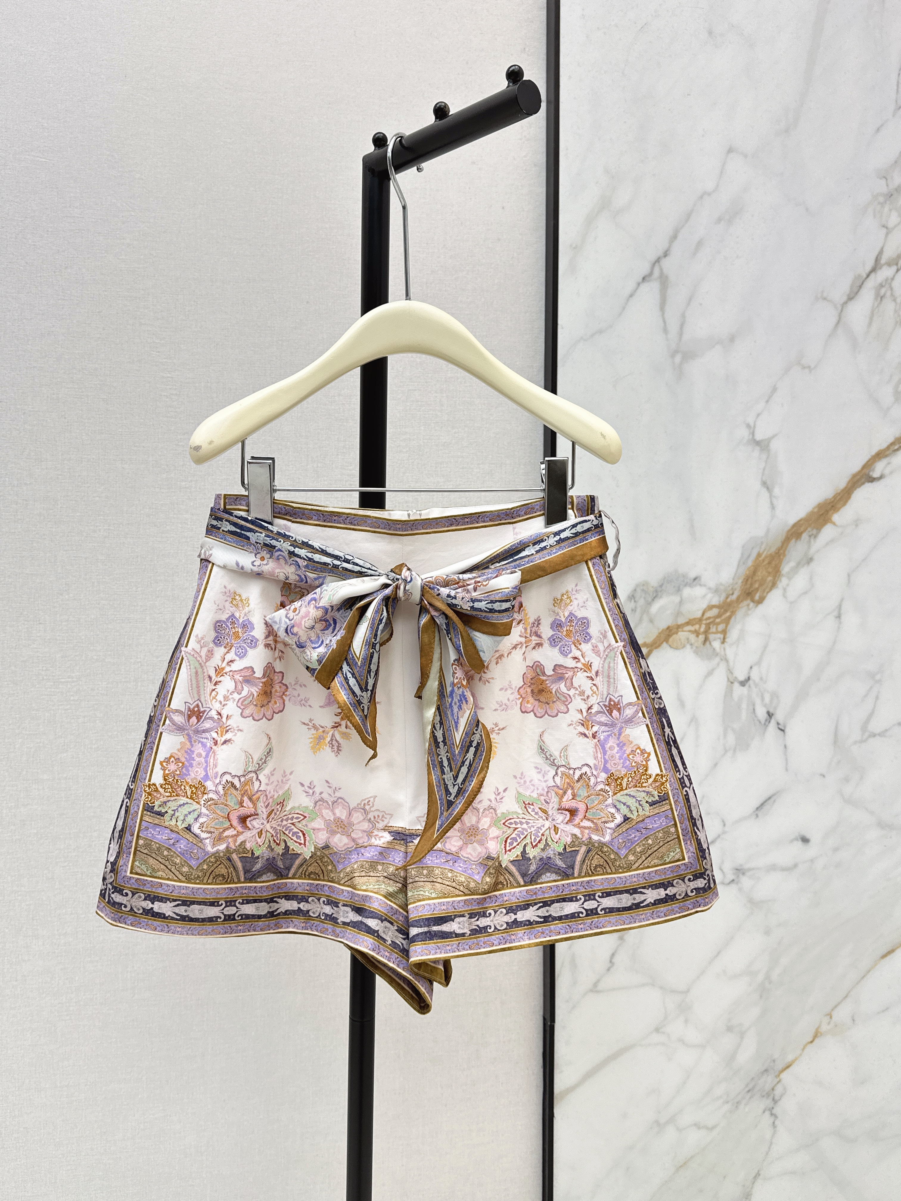 Zimm New print short