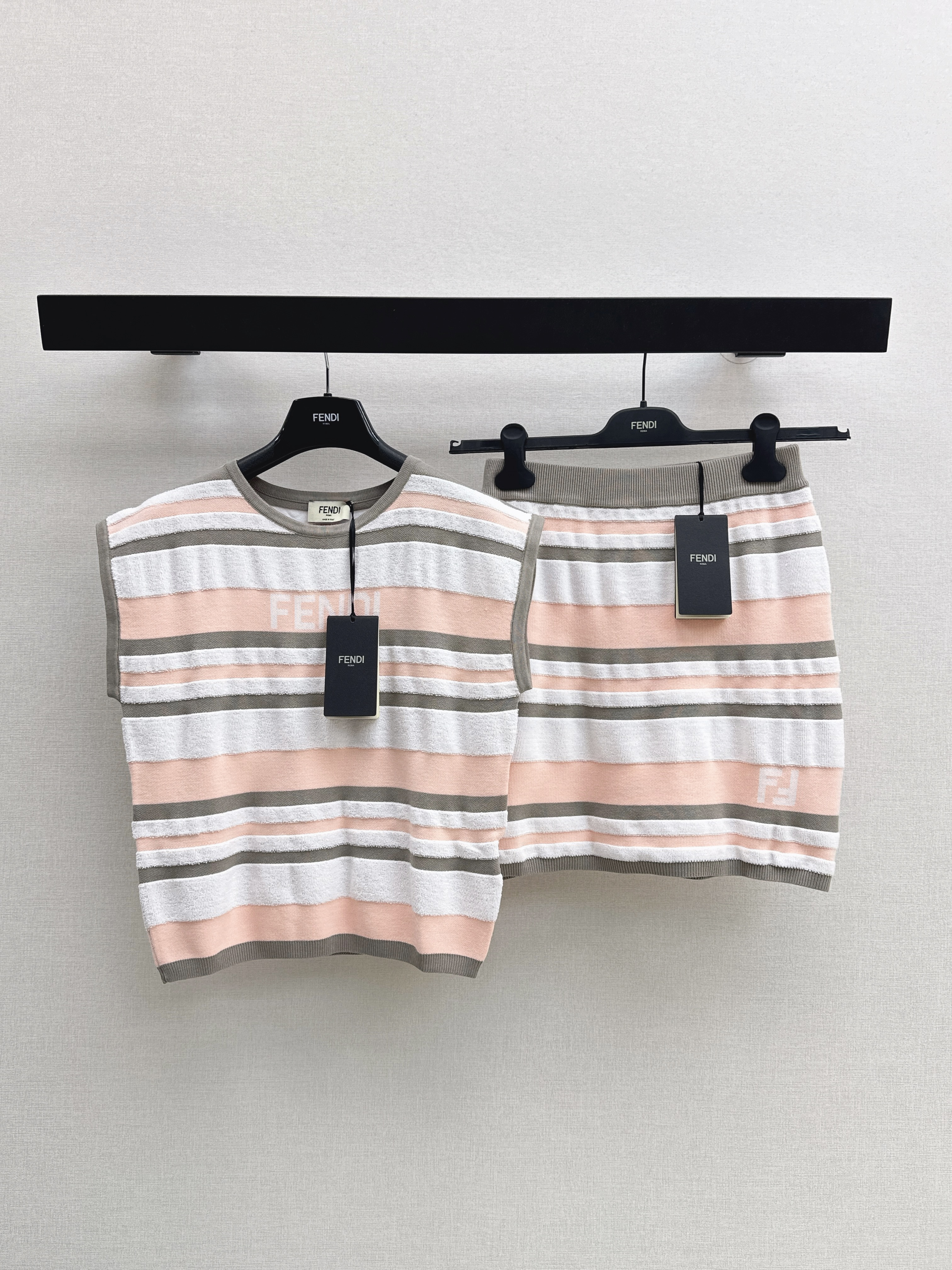 Fend New knit outfit sets