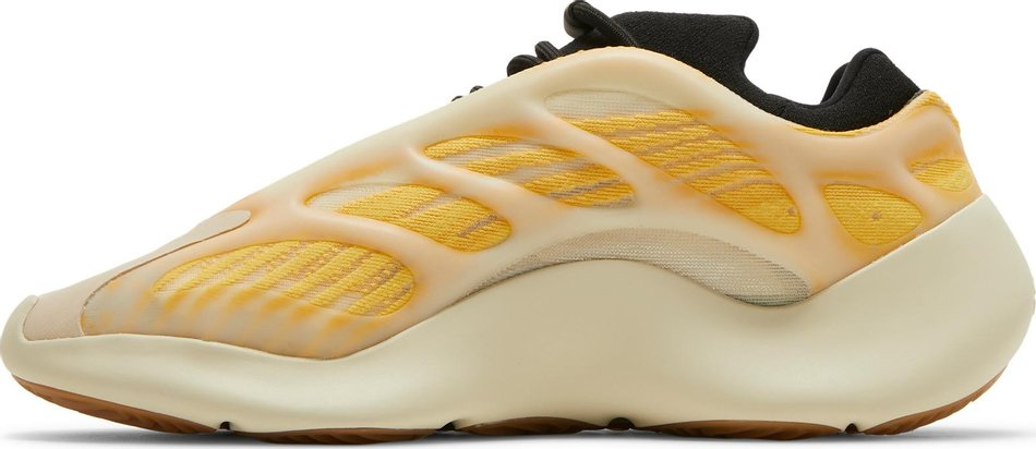 Yeezy 700 V3 'Mono Safflower' HP5425