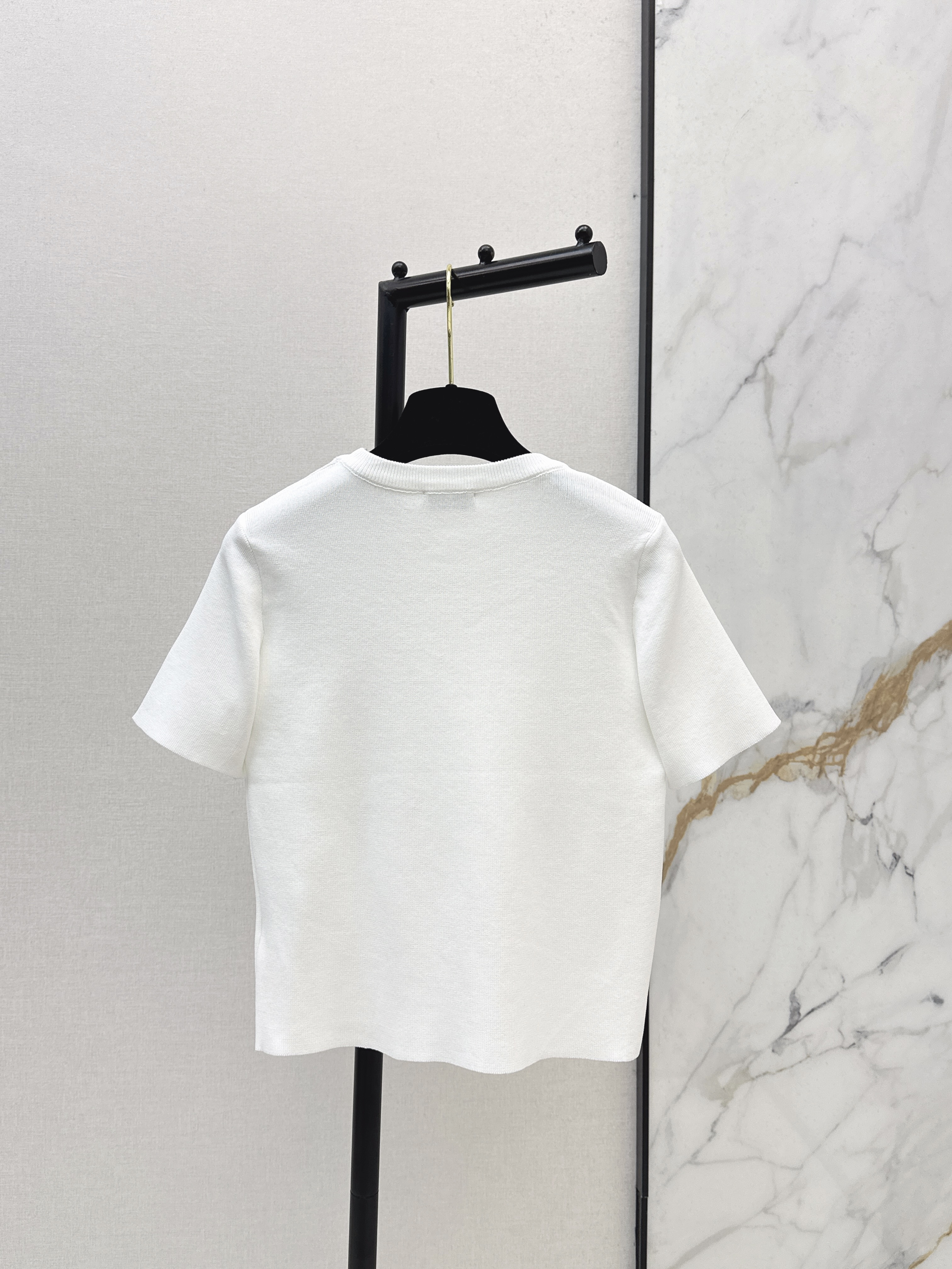 Chan New knit sweater