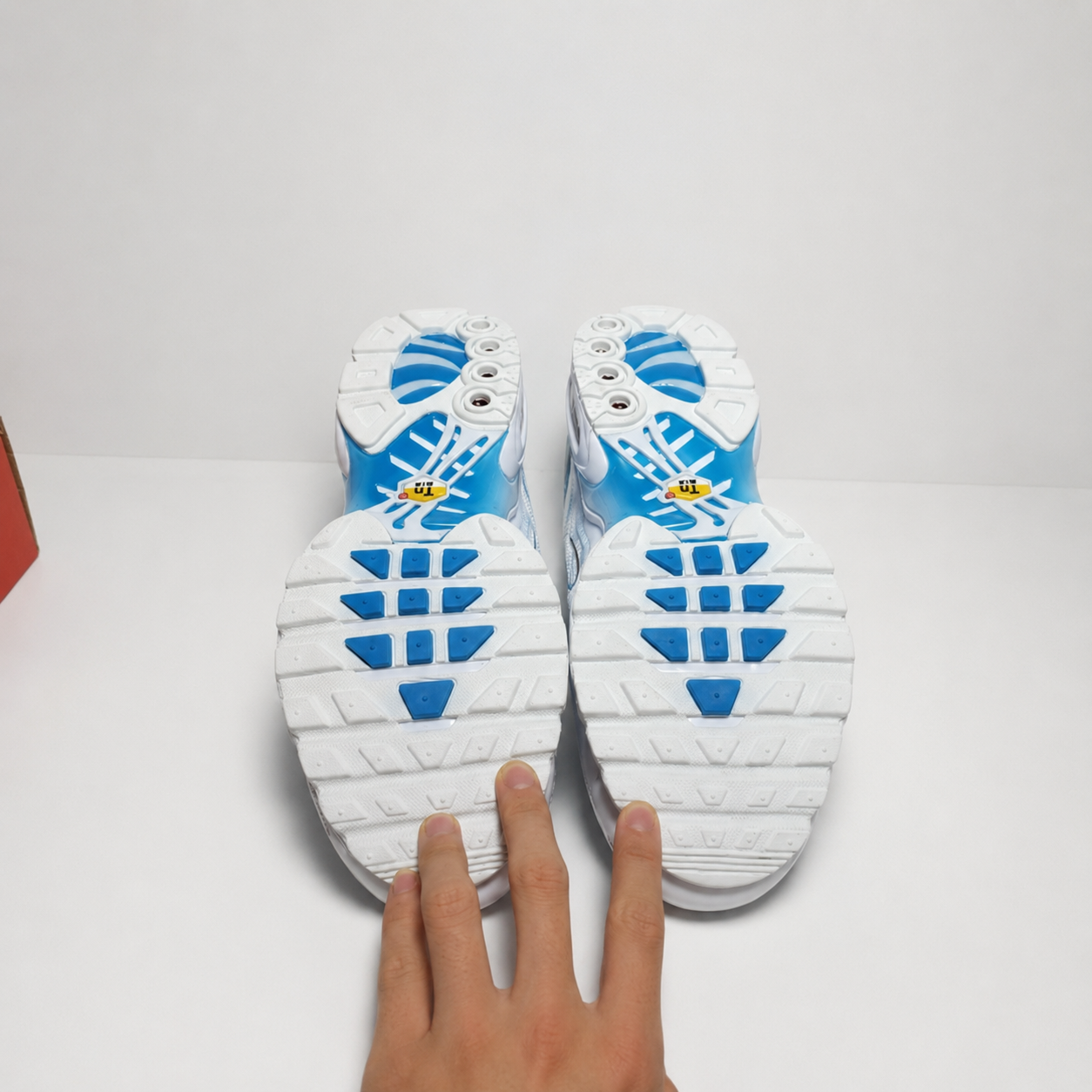Nike Air Max Tn White And Blue Sky