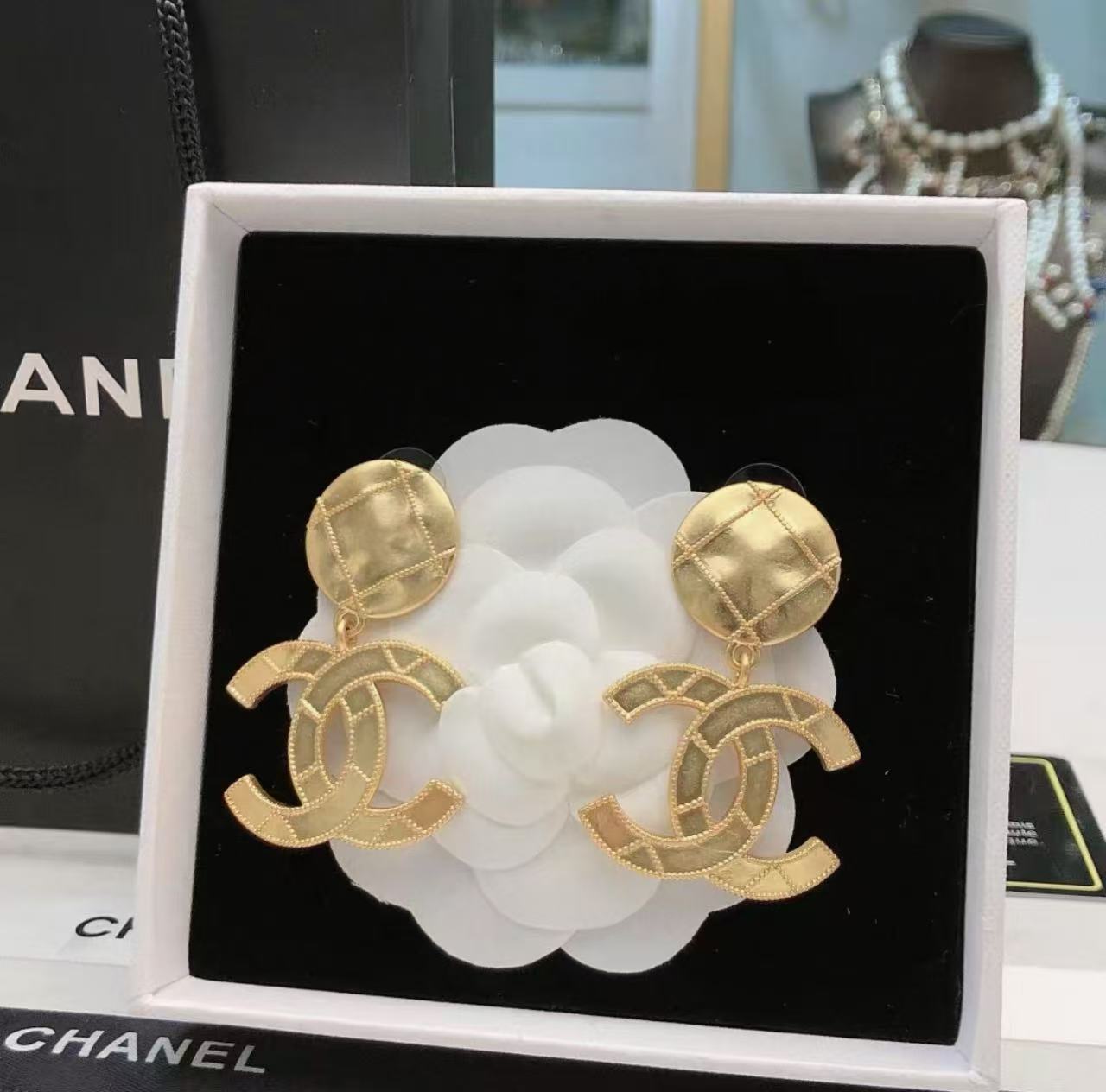 Chan New Earrings