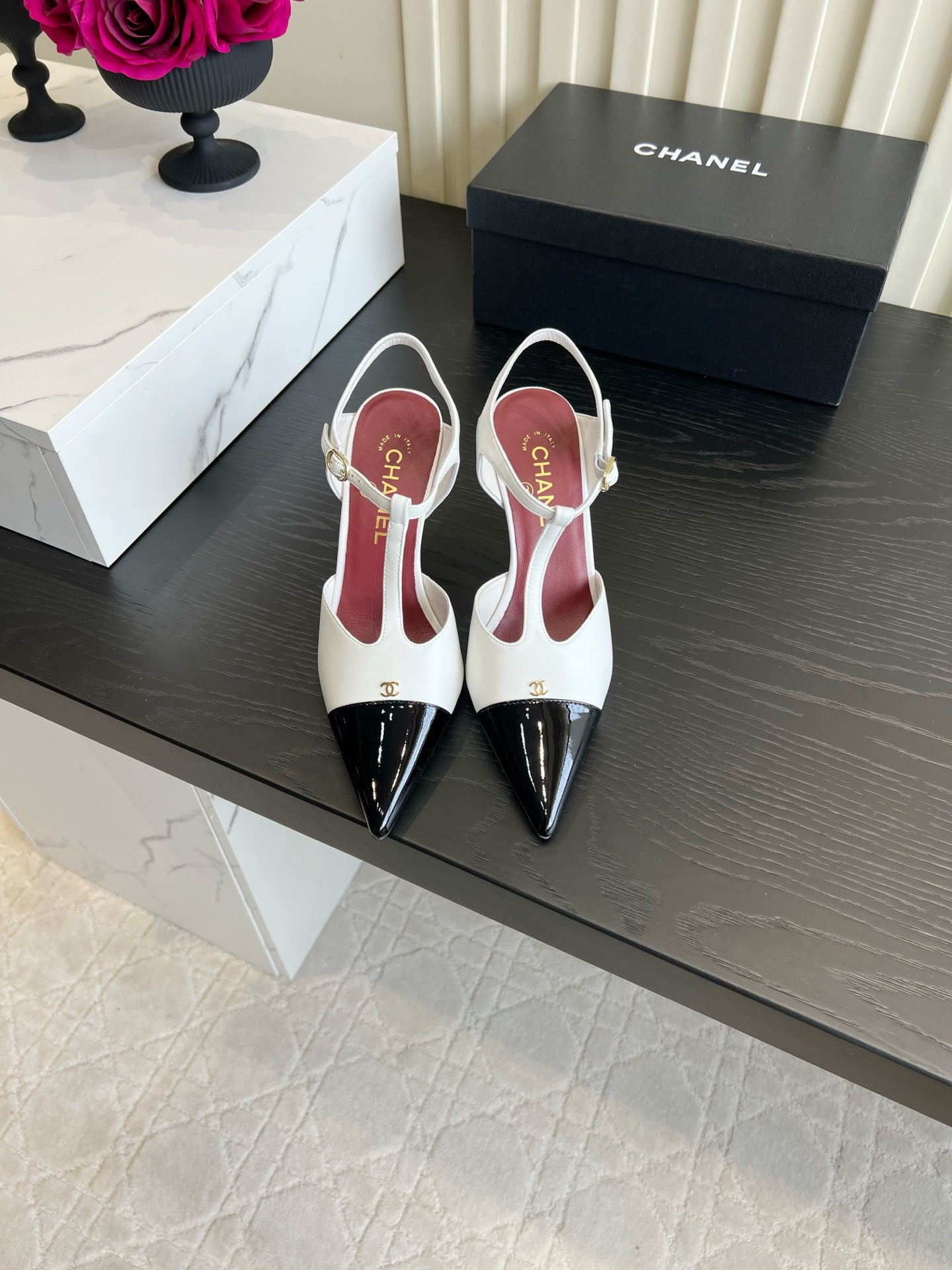 Chan NEW Color blocked pointed high heels