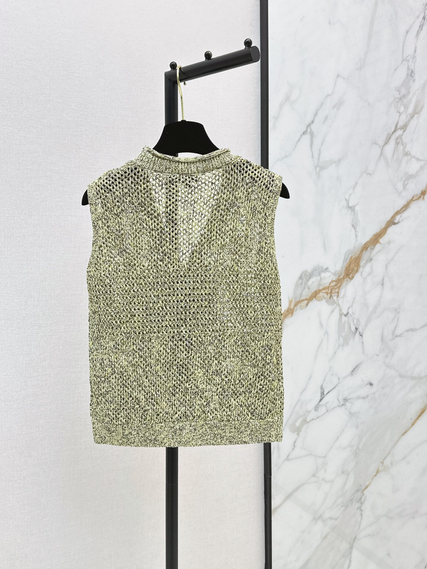 Chan New Hollow-out knitted vest