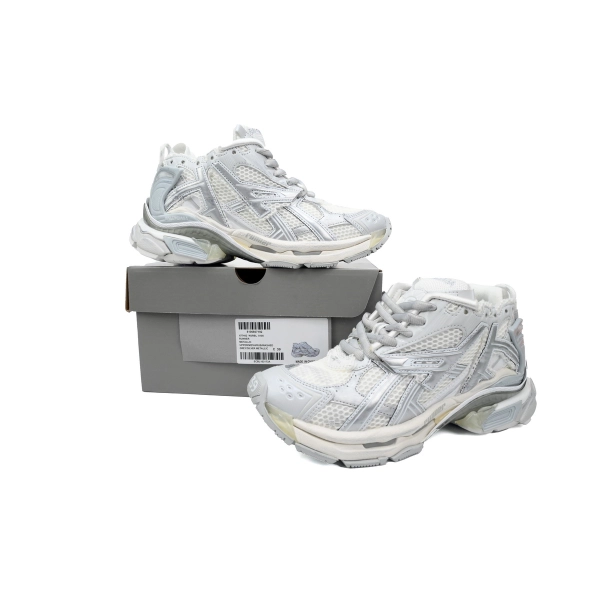 Balenciaga Runner Mi Light Blue 677402 W3RB2 8100