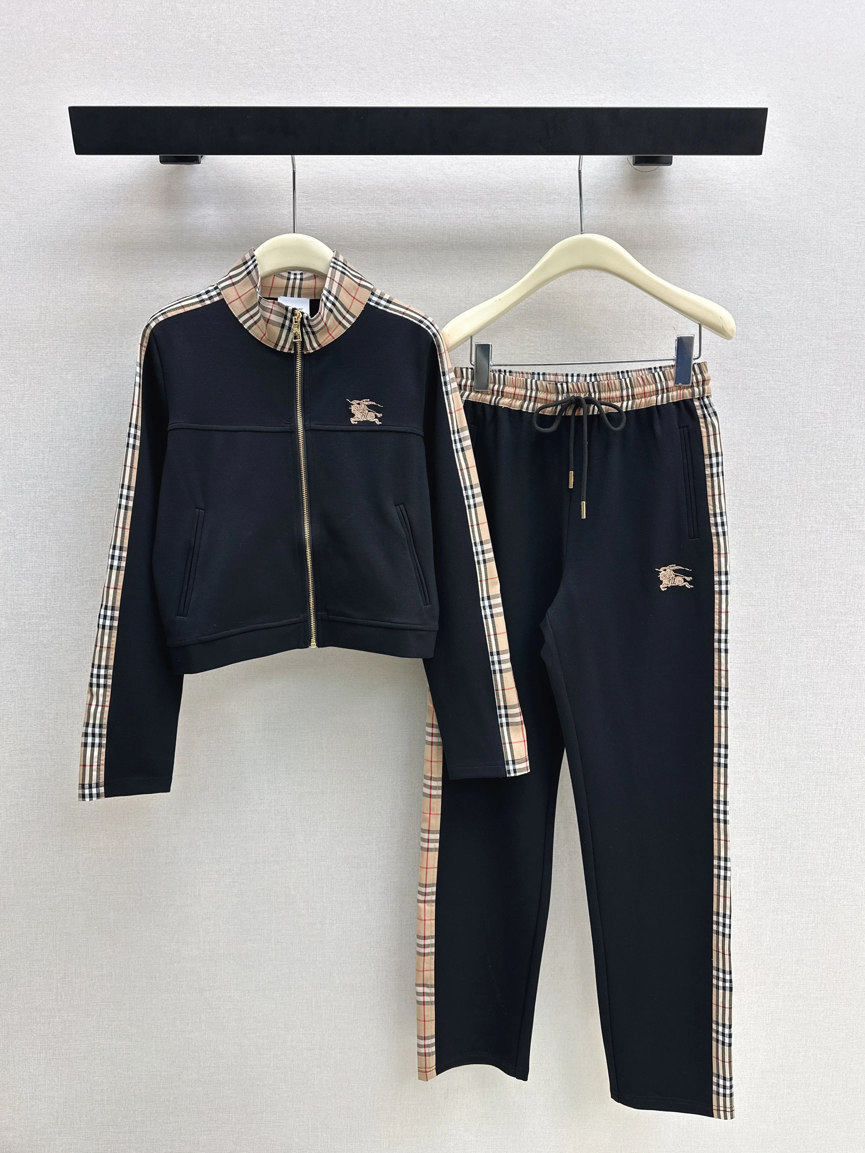Bur NEW plaid casual suit