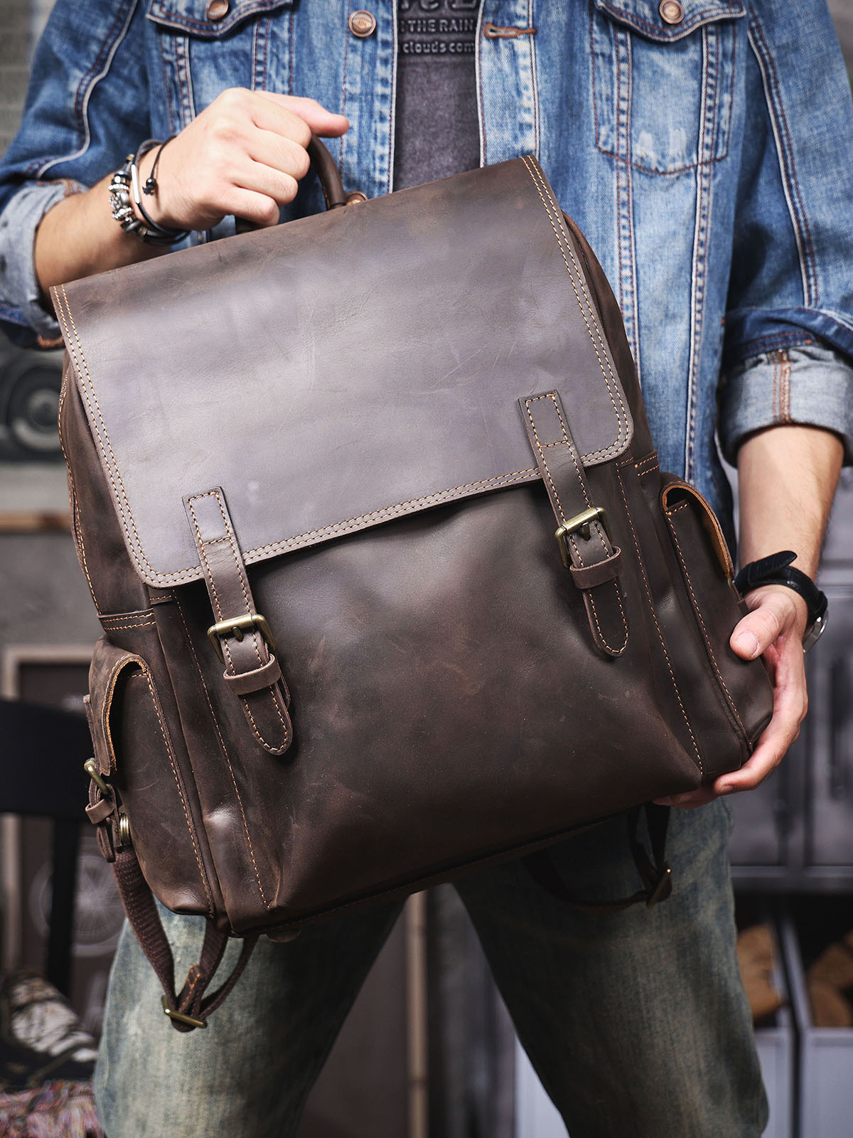 Vintage Flap-Top Full-Grain Leather Backpack - Timeless Heritage for Urban Professionals & Explorers