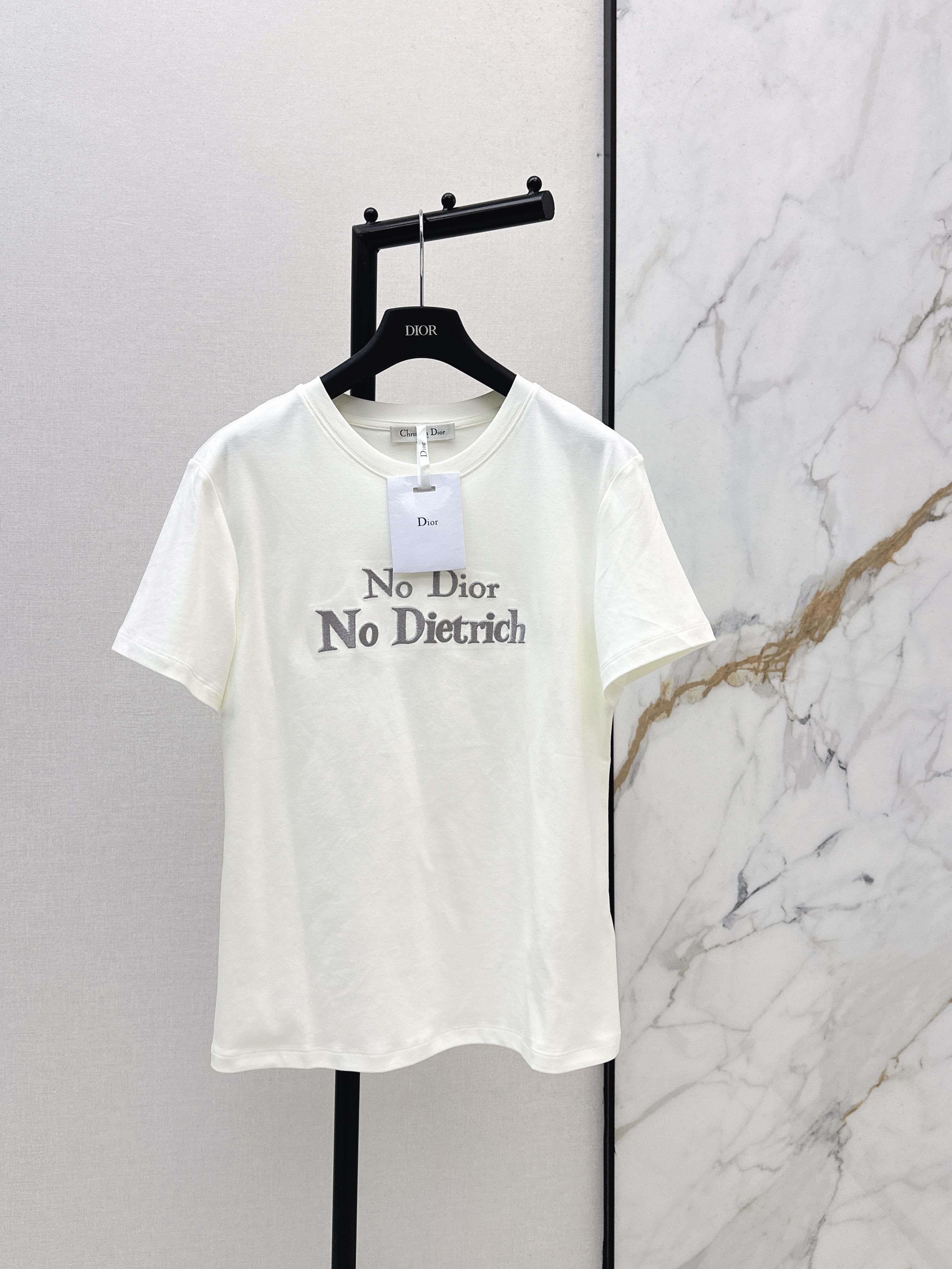 CD New embroidery t-shirt