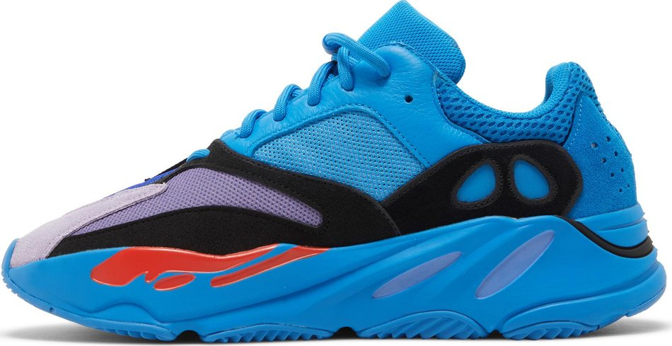 Yeezy Boost 700 Hi-Res Blue HP6674