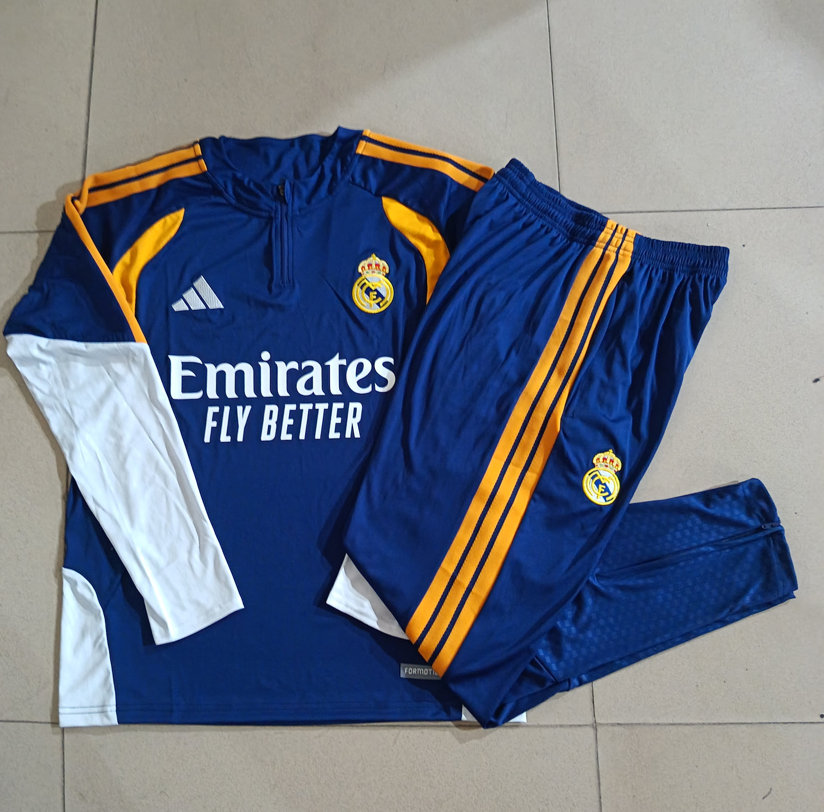 Real Madrid Kids Training Suit 26/27
