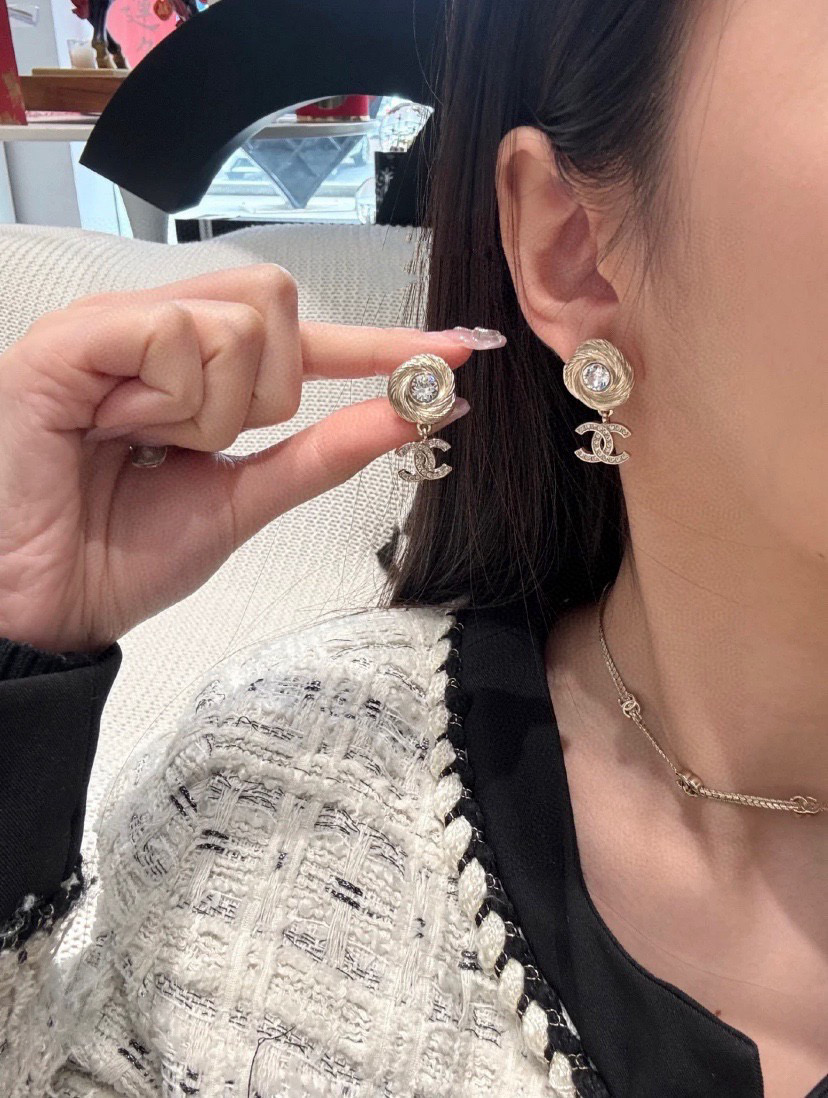 Chan New Earrings