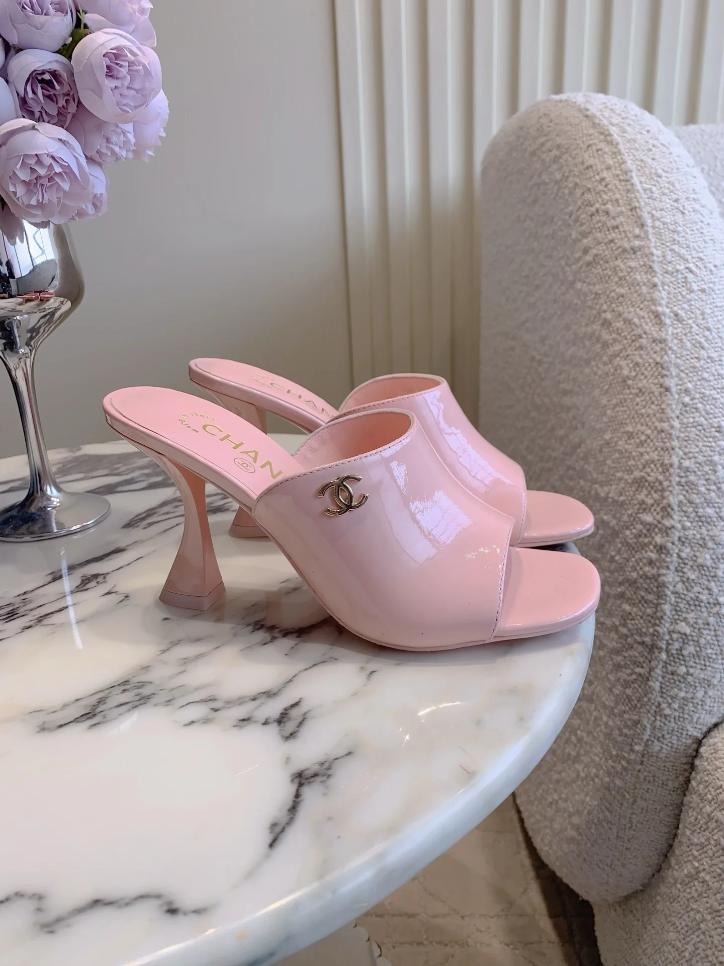 Chan New High-heeled sandals