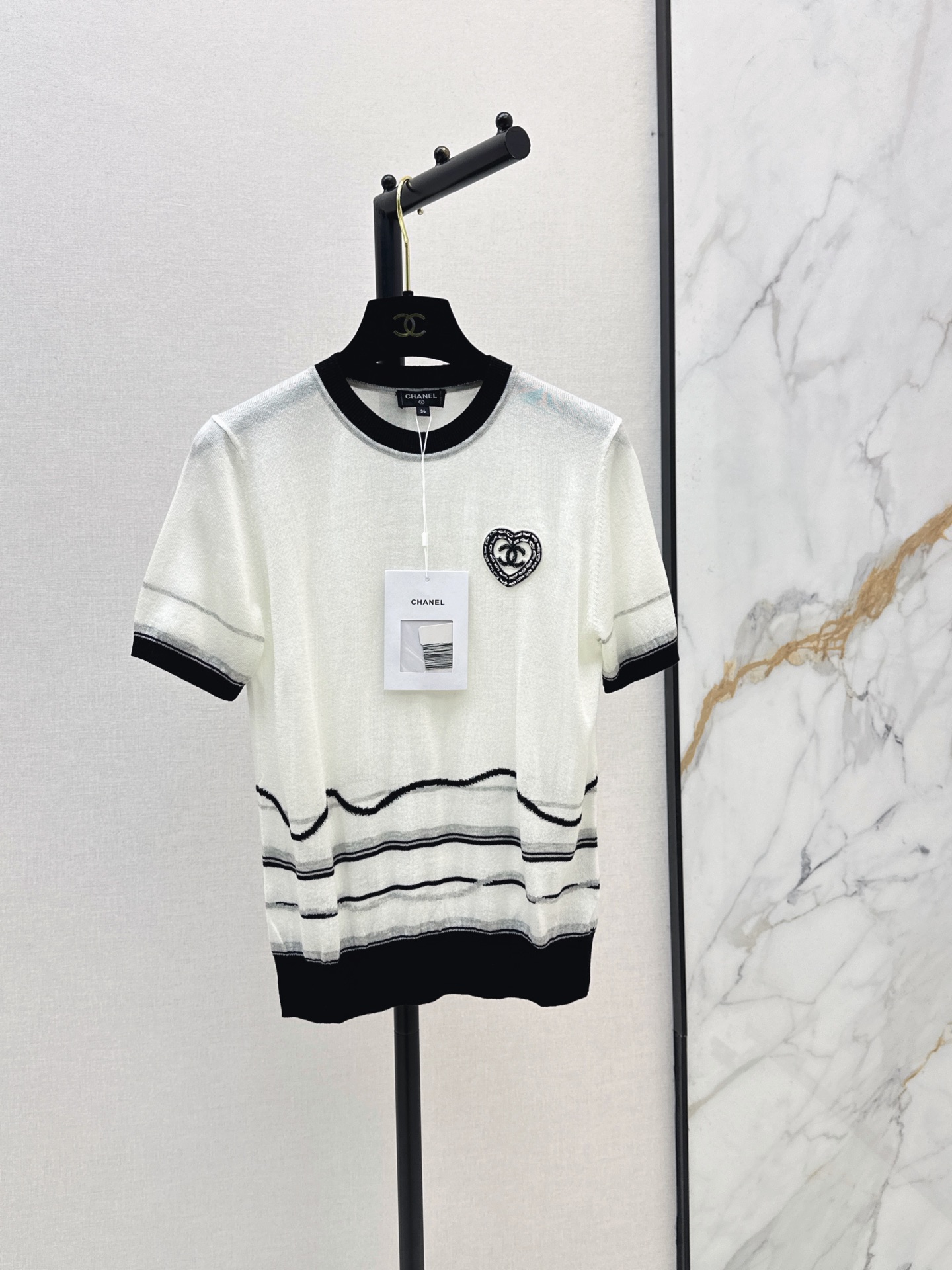 Chan New Color-Block Trim Knitted Short-Sleeve Top