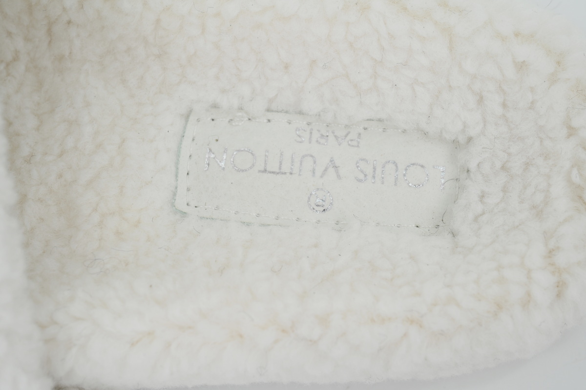 LOUIS VUIT White