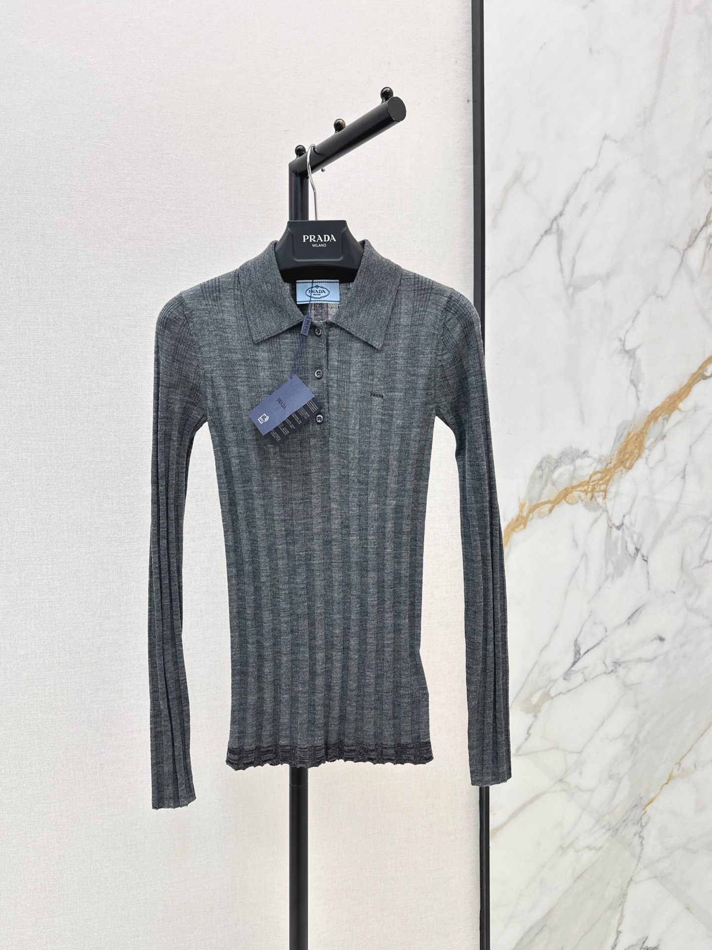 Pra New Slim-fit knitted top