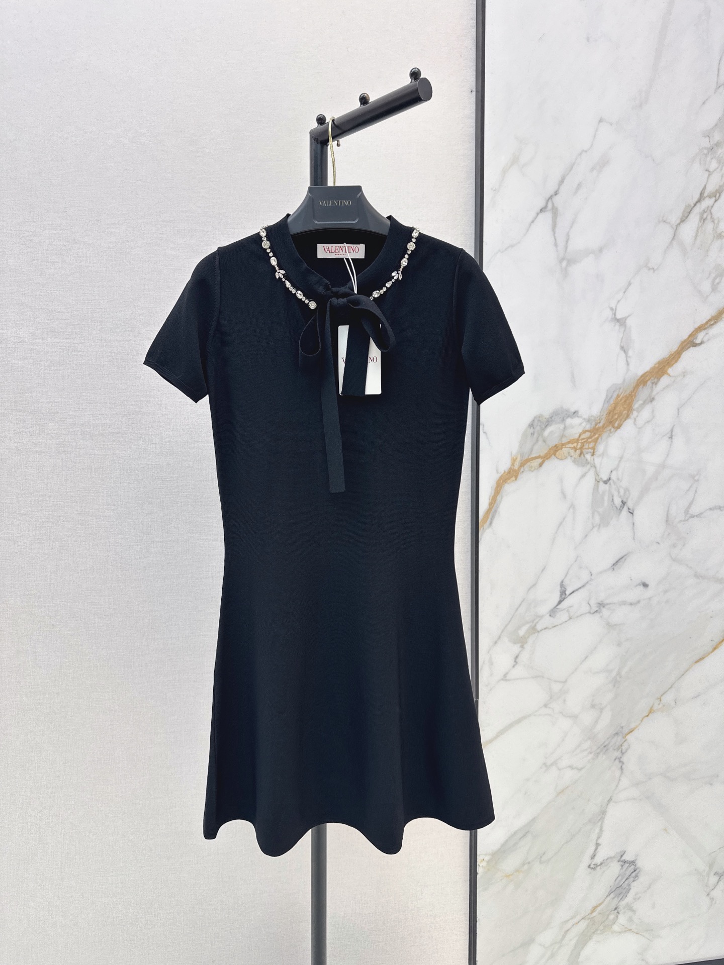 Val New Bow Tie Short Sleeve Dress