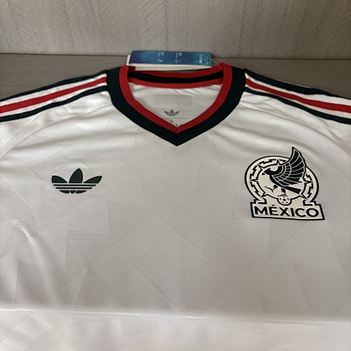 Player version 2026 Mexico away jersey