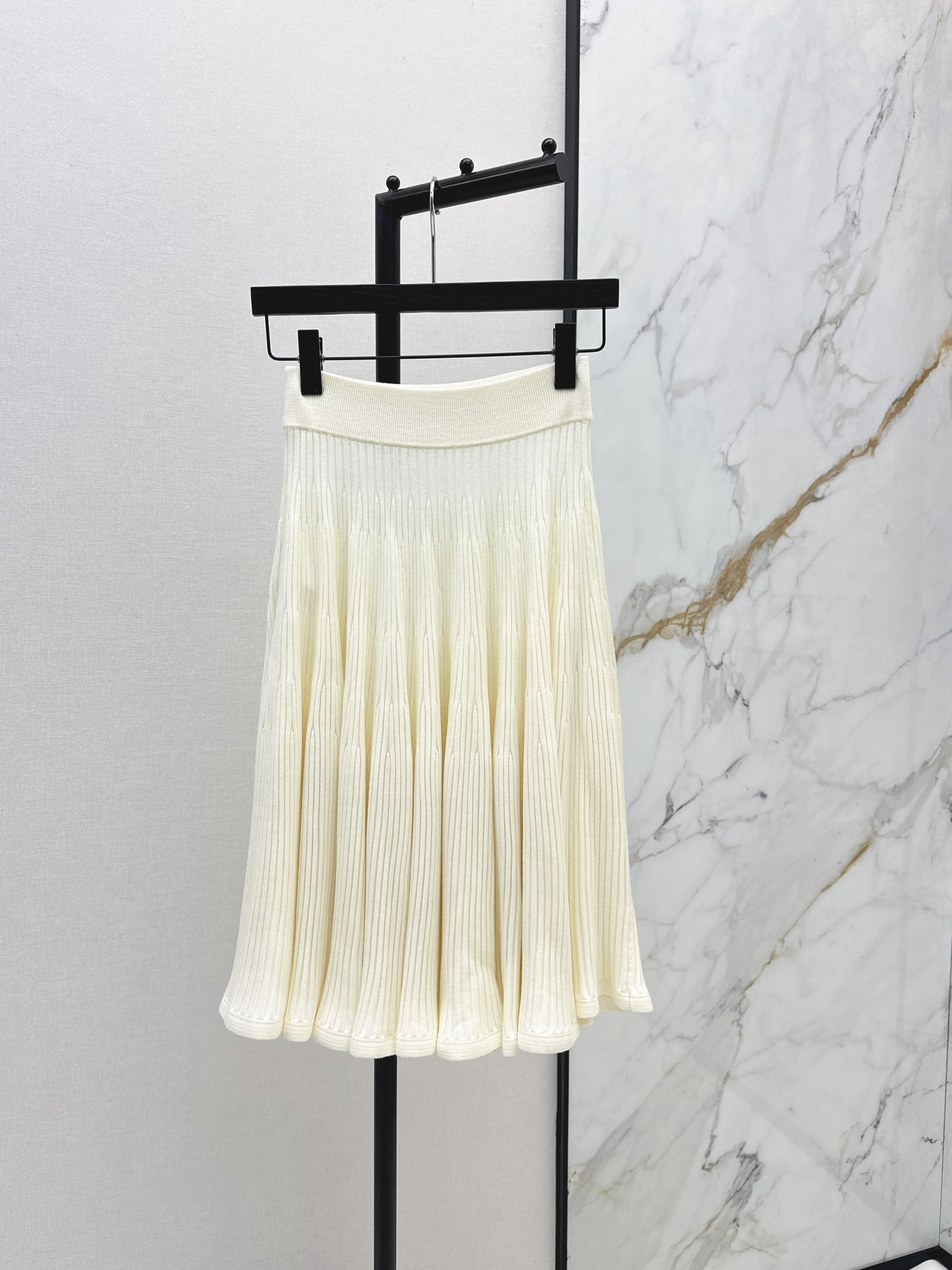 Louis New Knitted skirt