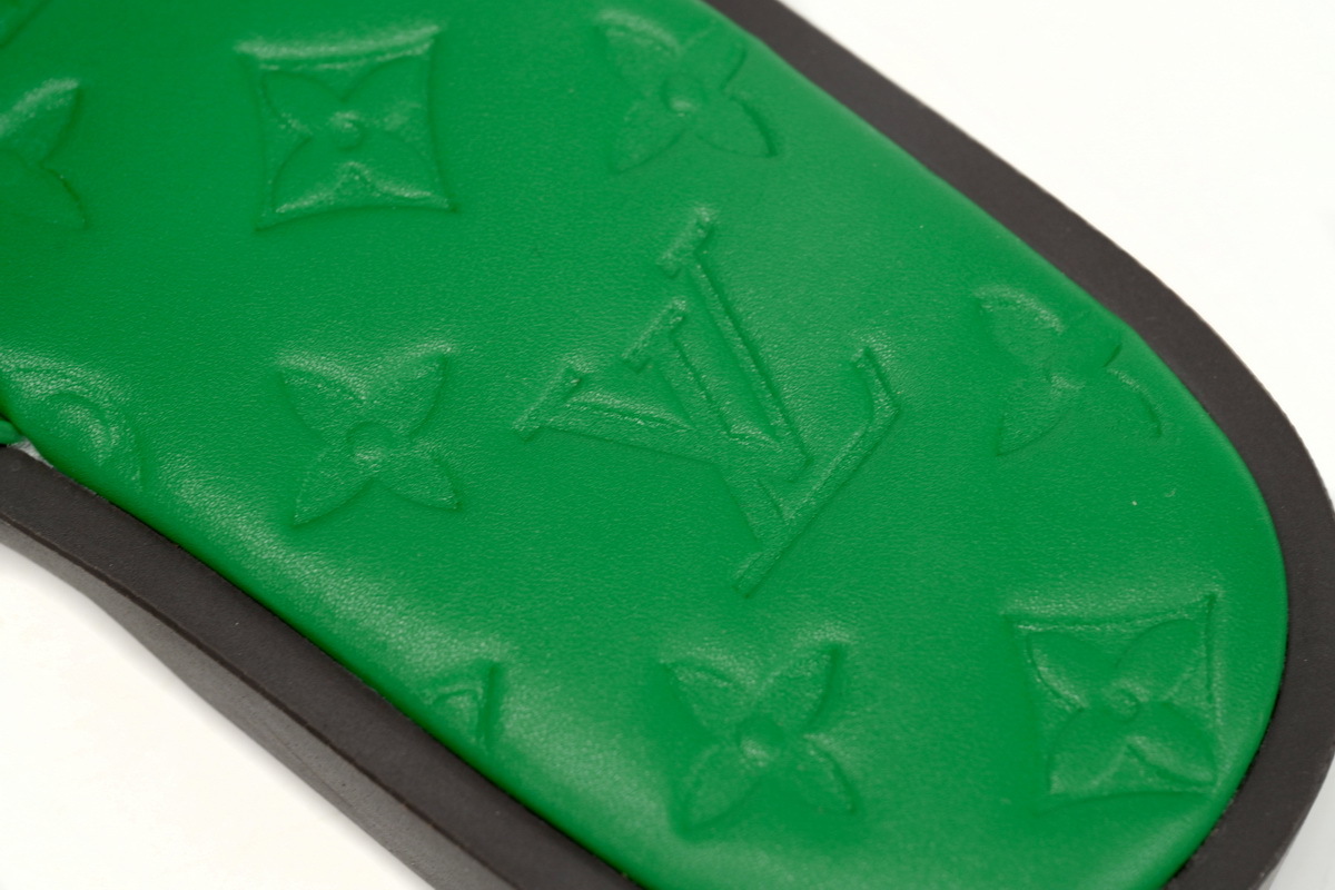 Pkkicks God Batch LOUIS VUITTON Oasis Green Glossy Surface
