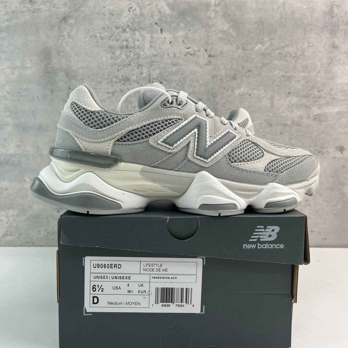 New Balance TOP BATCH 9060 Sneaker Collection