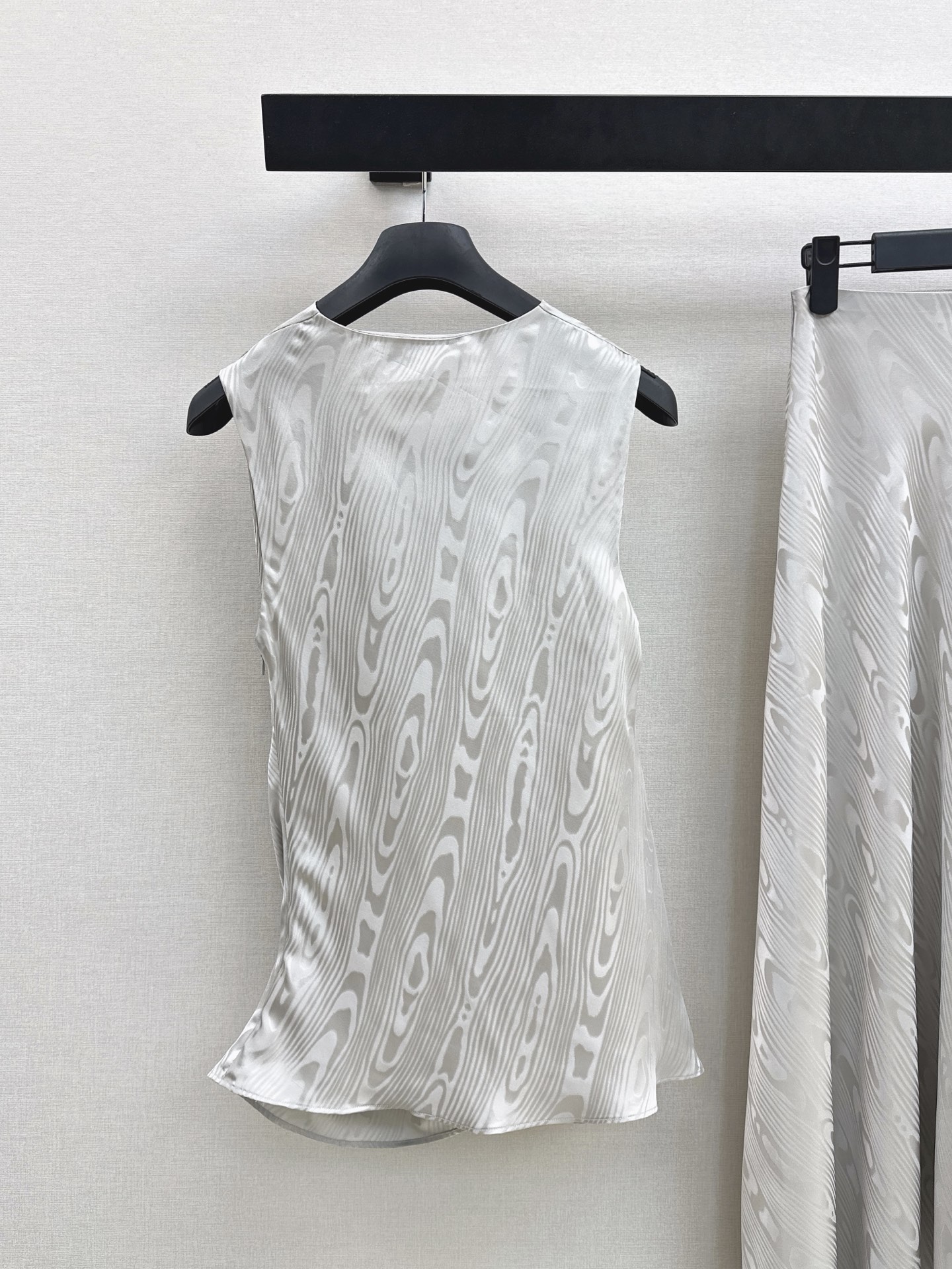 CD New Jacquard Silk Sleeveless Top