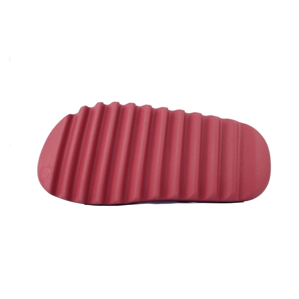 Dope sneakers Adidas Yeezy Carmine Red ID5988