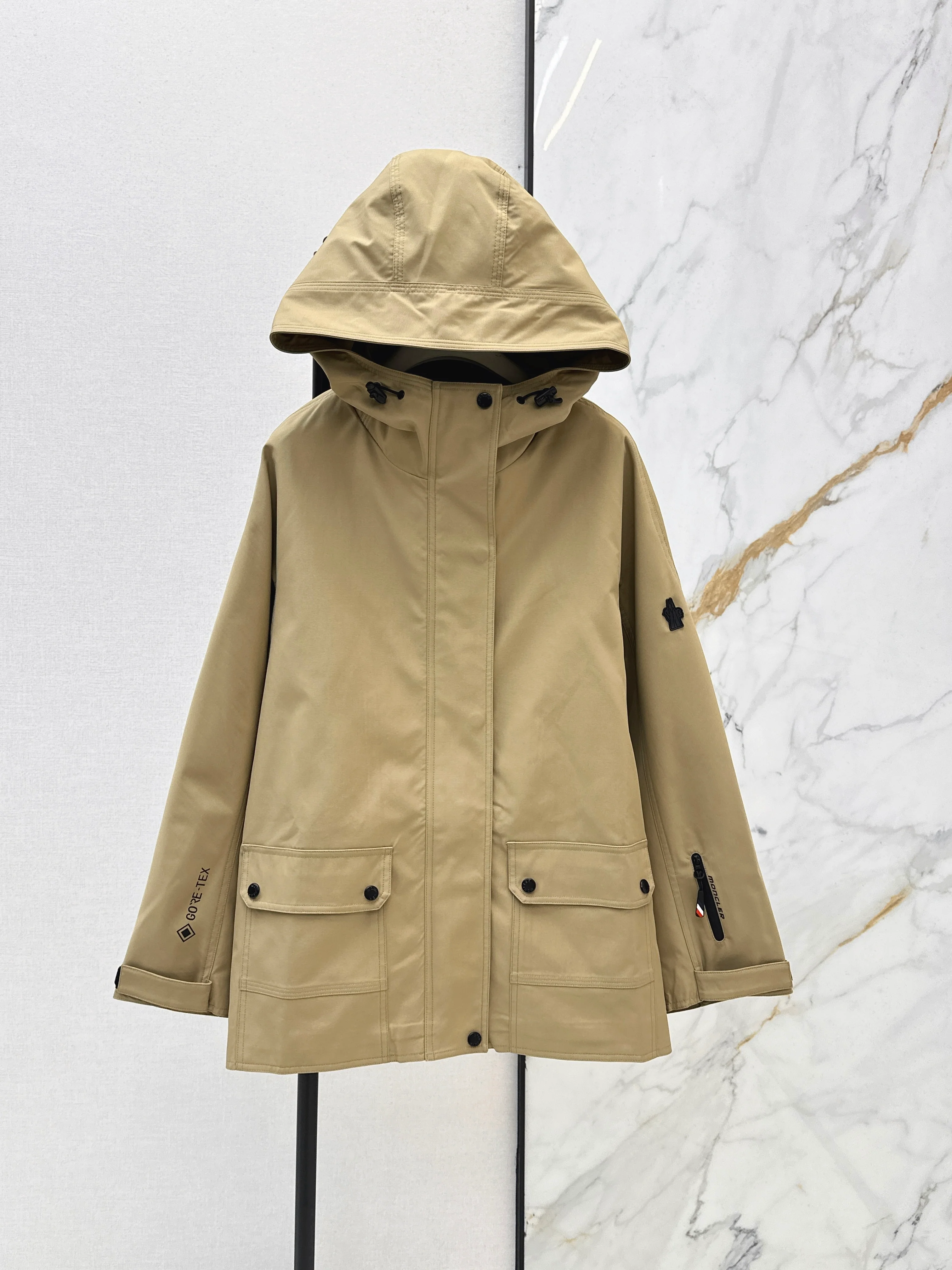 Monc NEW hooded windbreaker