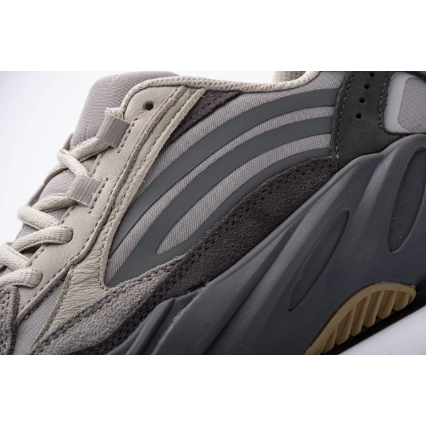 Yeezy Boost 700 V2 “Tephra” FU7914