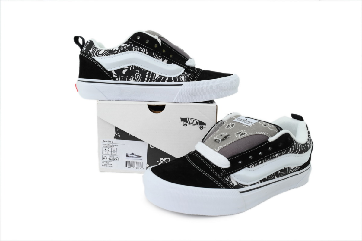 Bedwin&The Heaetbreakers×Vault by Vans Knu Skool Vlt Lx Black VN0007QDBMW