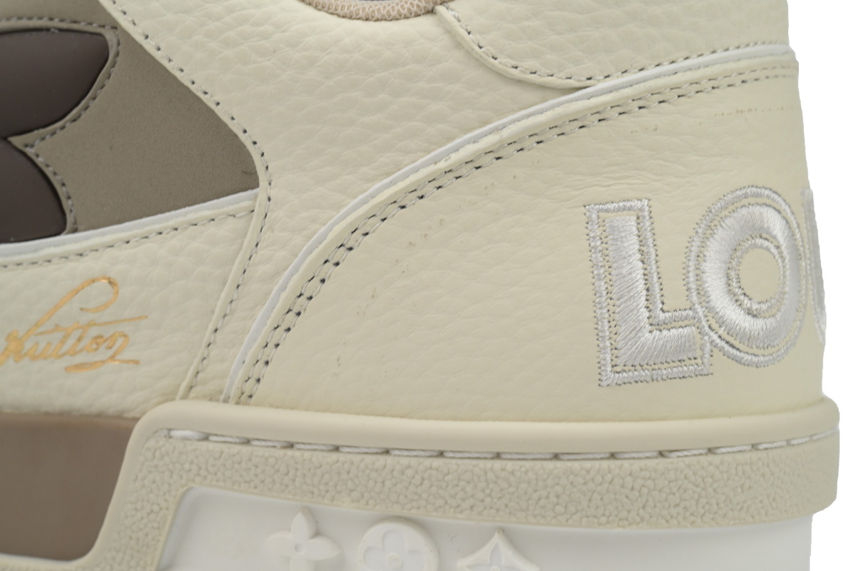 Pkkicks God Batch LOUIS VUITTON Trainer Monogram Flower Beige