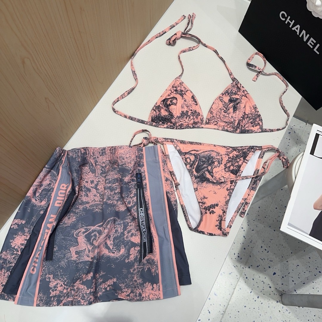 CD New  swimsuit