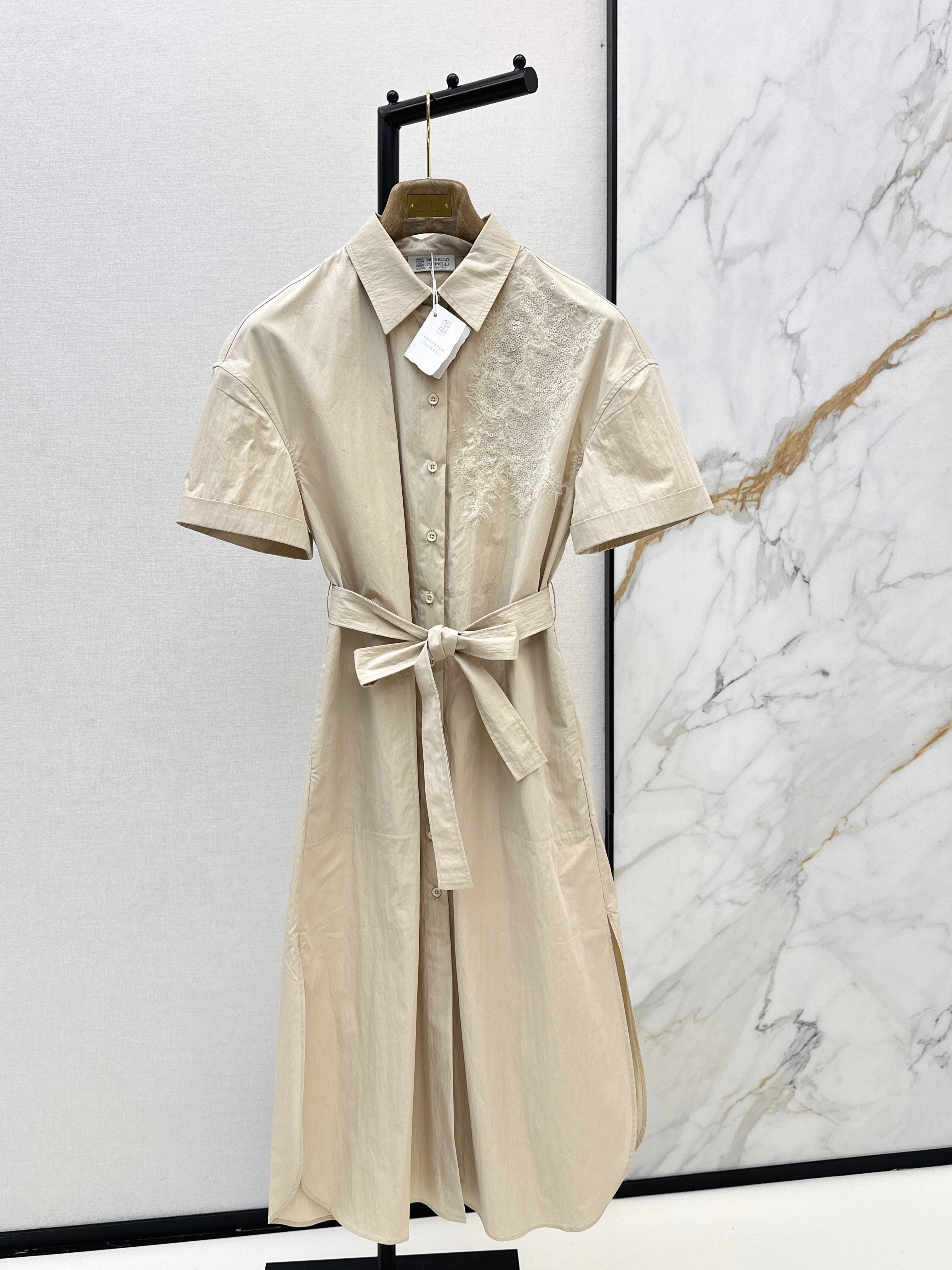 Brun New embroidery dress