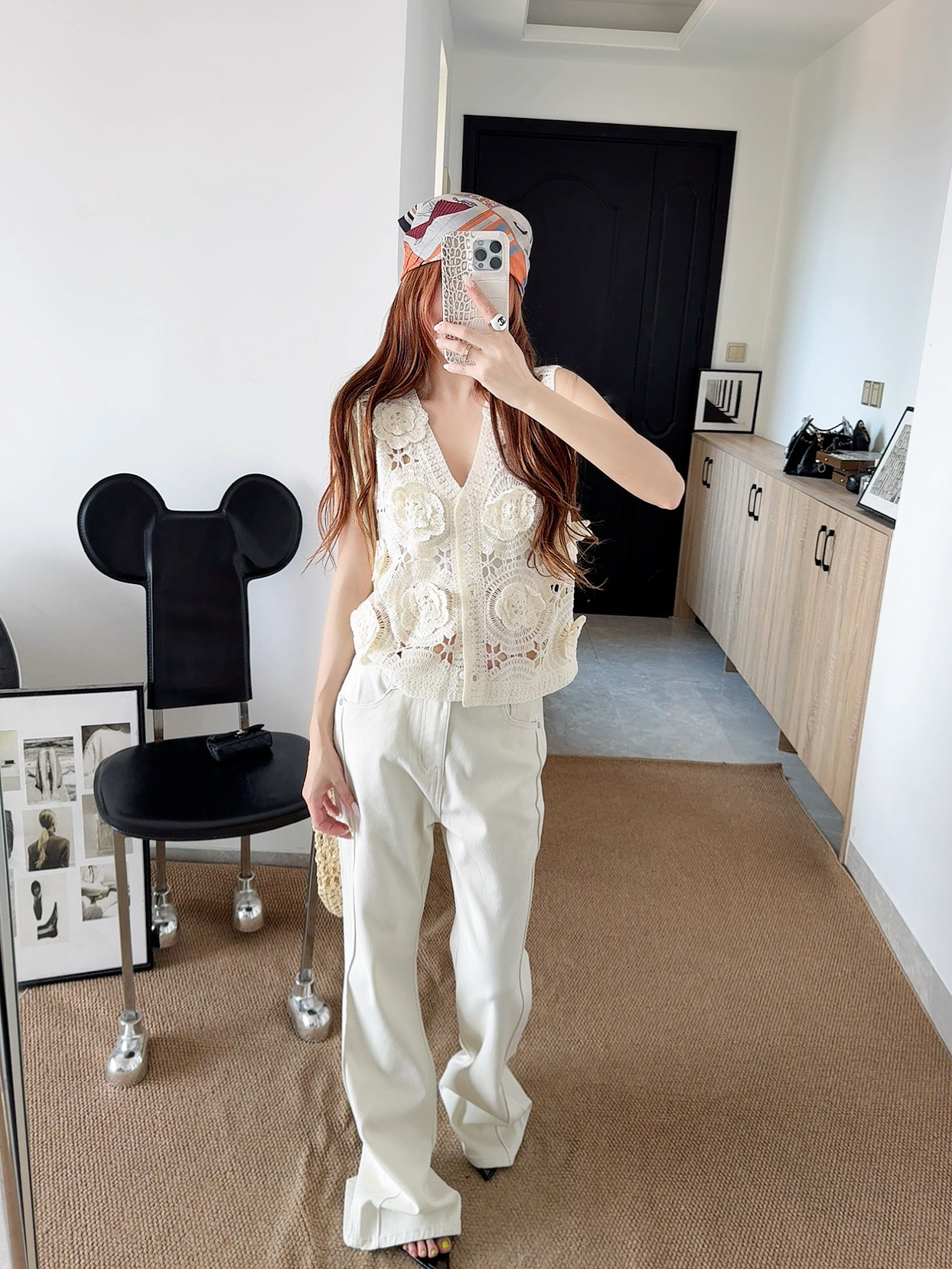 Chan New 3d floral knit vest