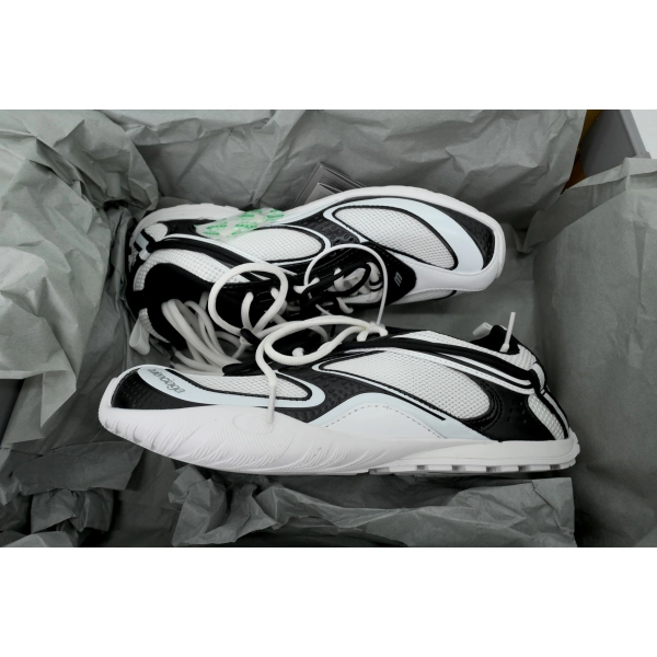 Balenciaga Runner  Radar 'Black and White' 865703 WSTEO 9010