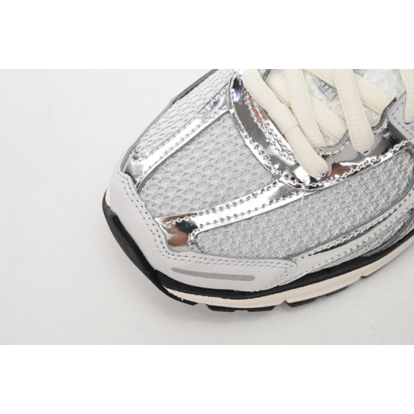 Nike Air Zoom Vomero 5 Silver FD0884-025