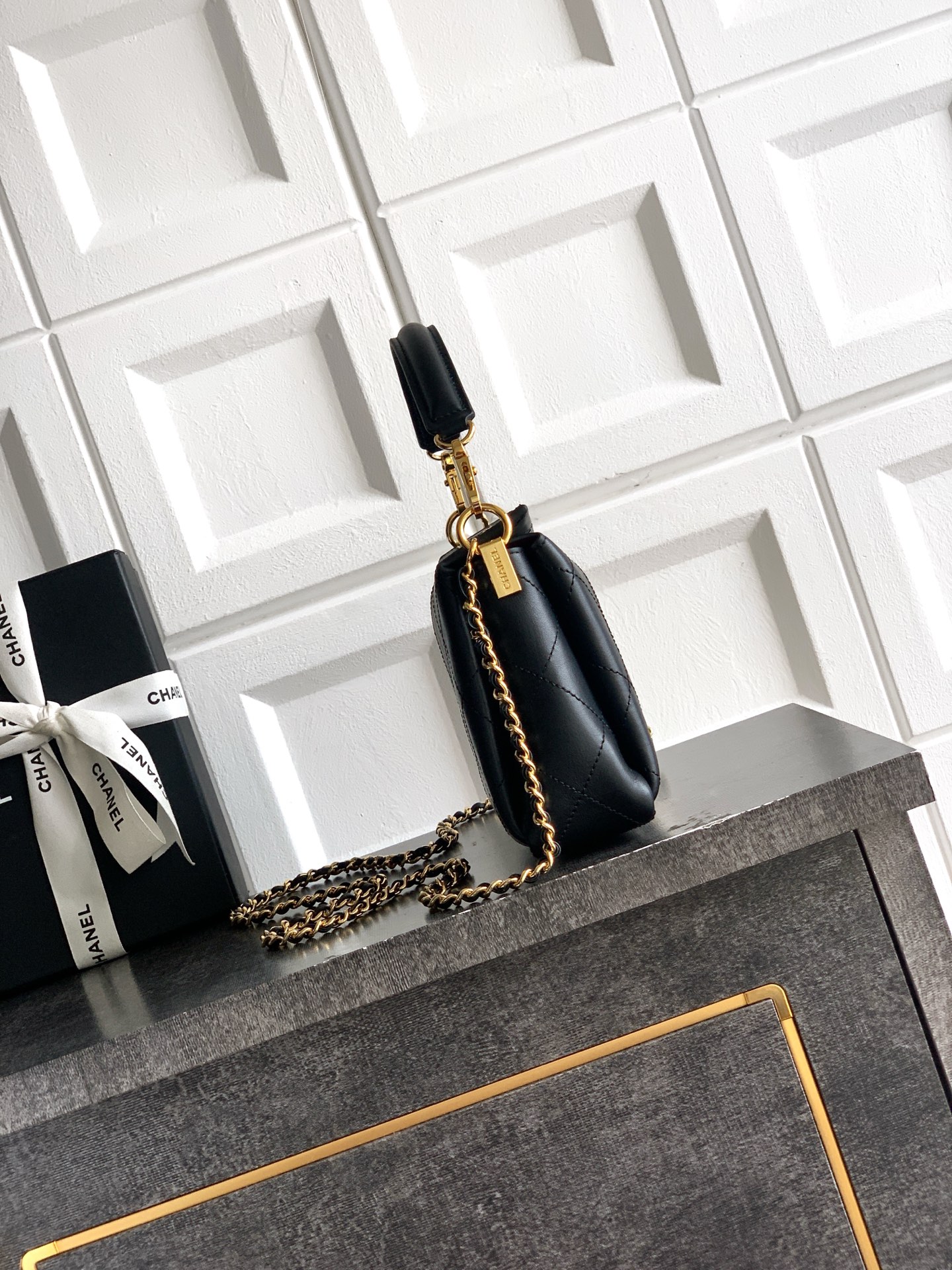 Chan New Handheld single-shoulder crossbody bag