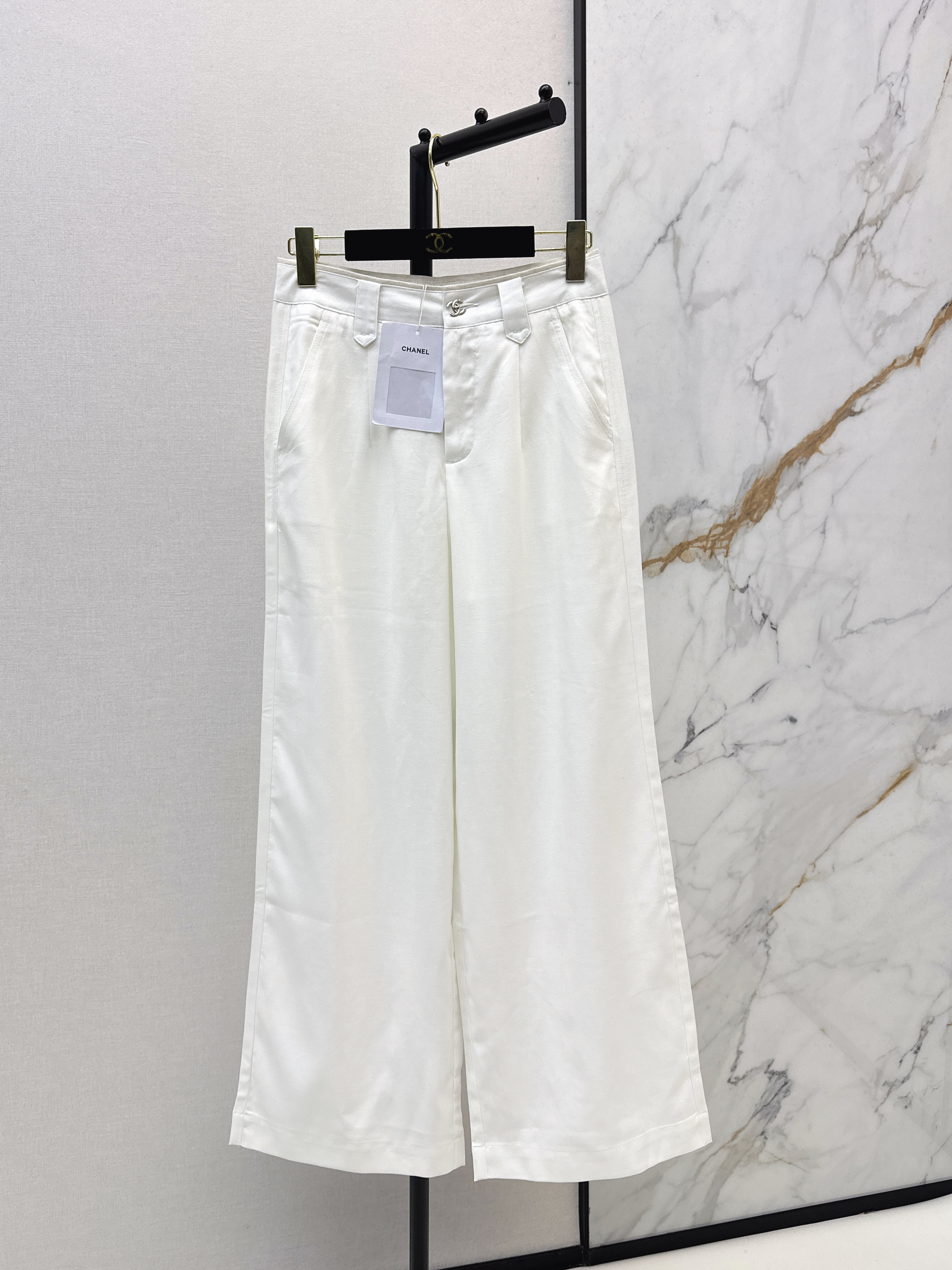 Chan New wide-leg pants