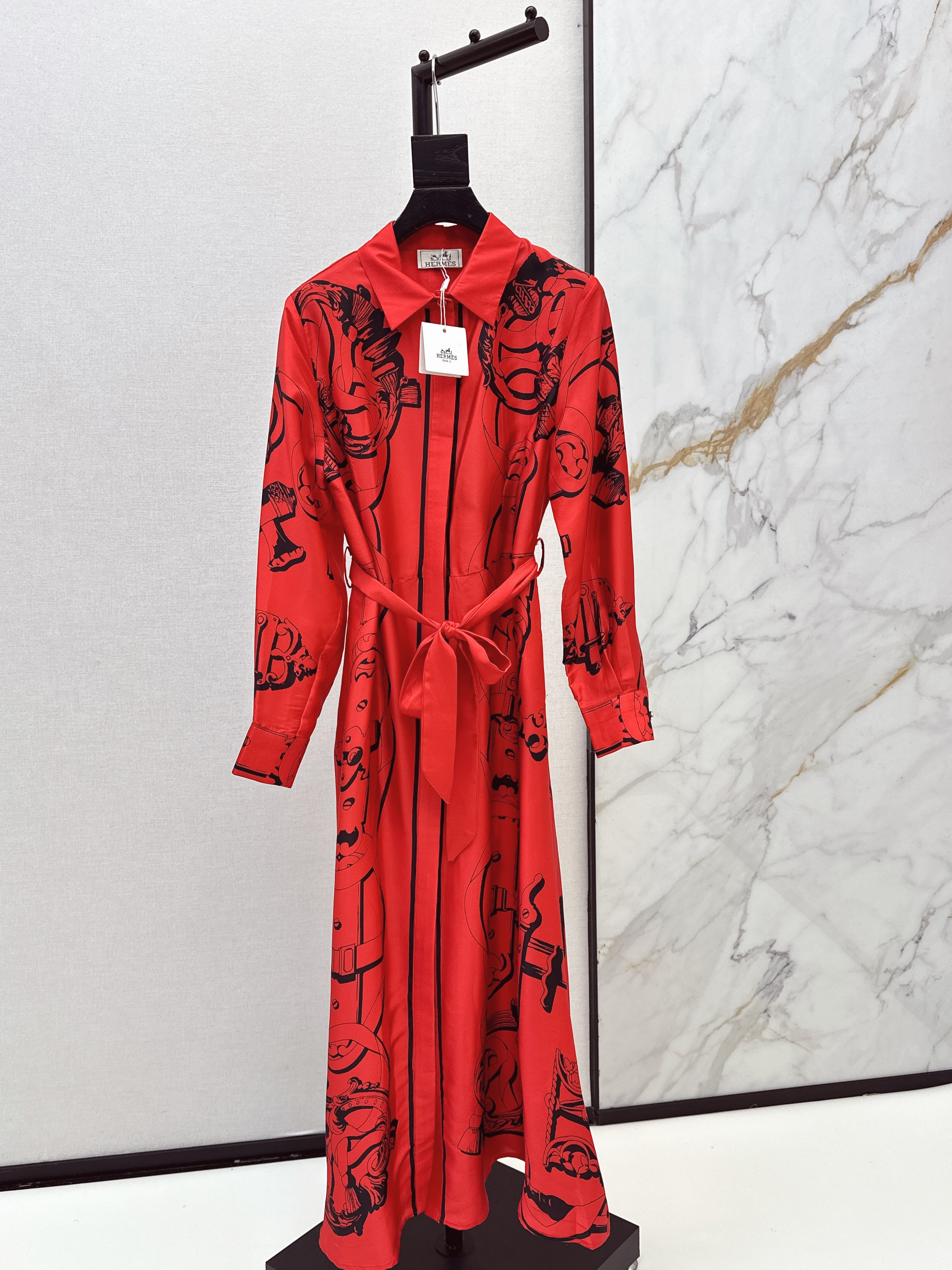 Herm New printed silk dress